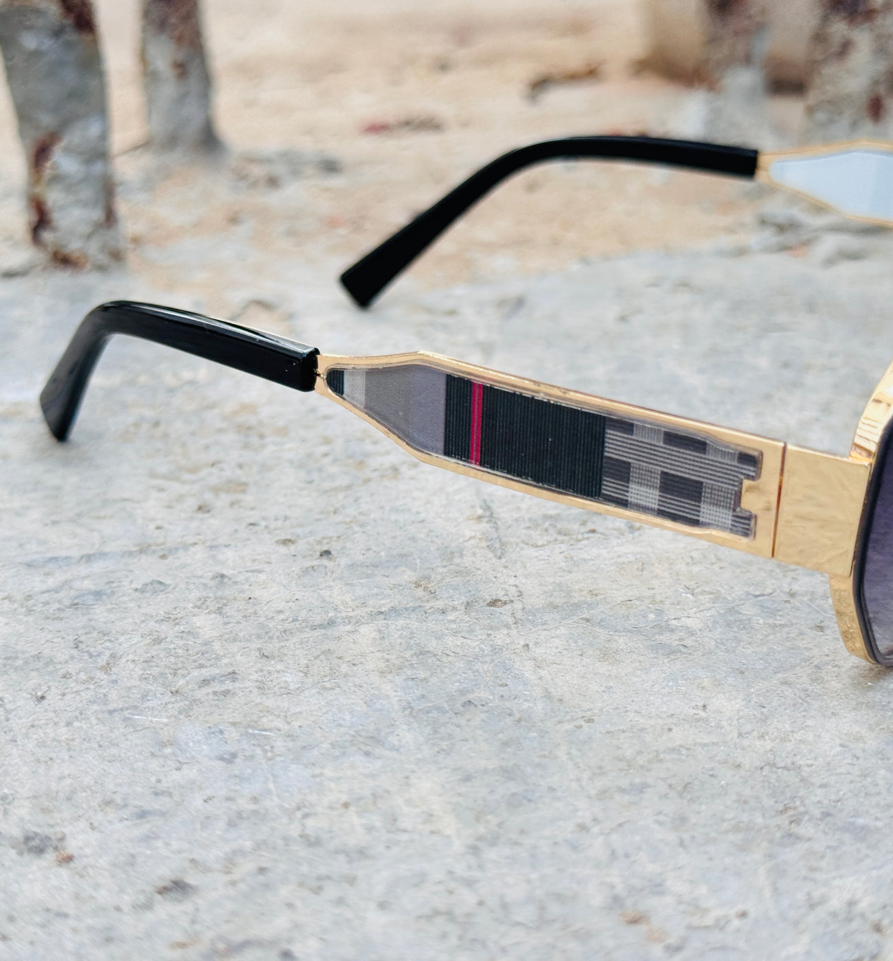 Burberry – 1939 – 55 – Golden Black Gradient – Metal – Sunglasses – Unisex