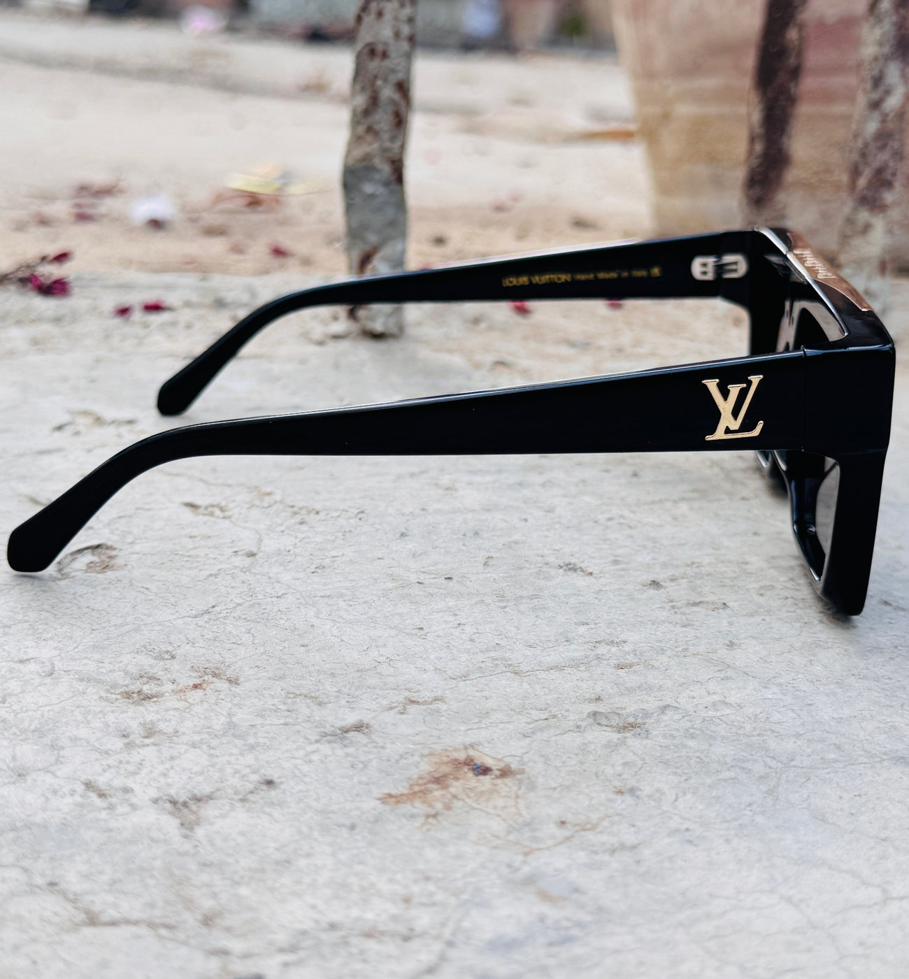 Louis Vuitton – 1502 - 60 –   Black - Acetate - Sunglasses – Unisex - Premium