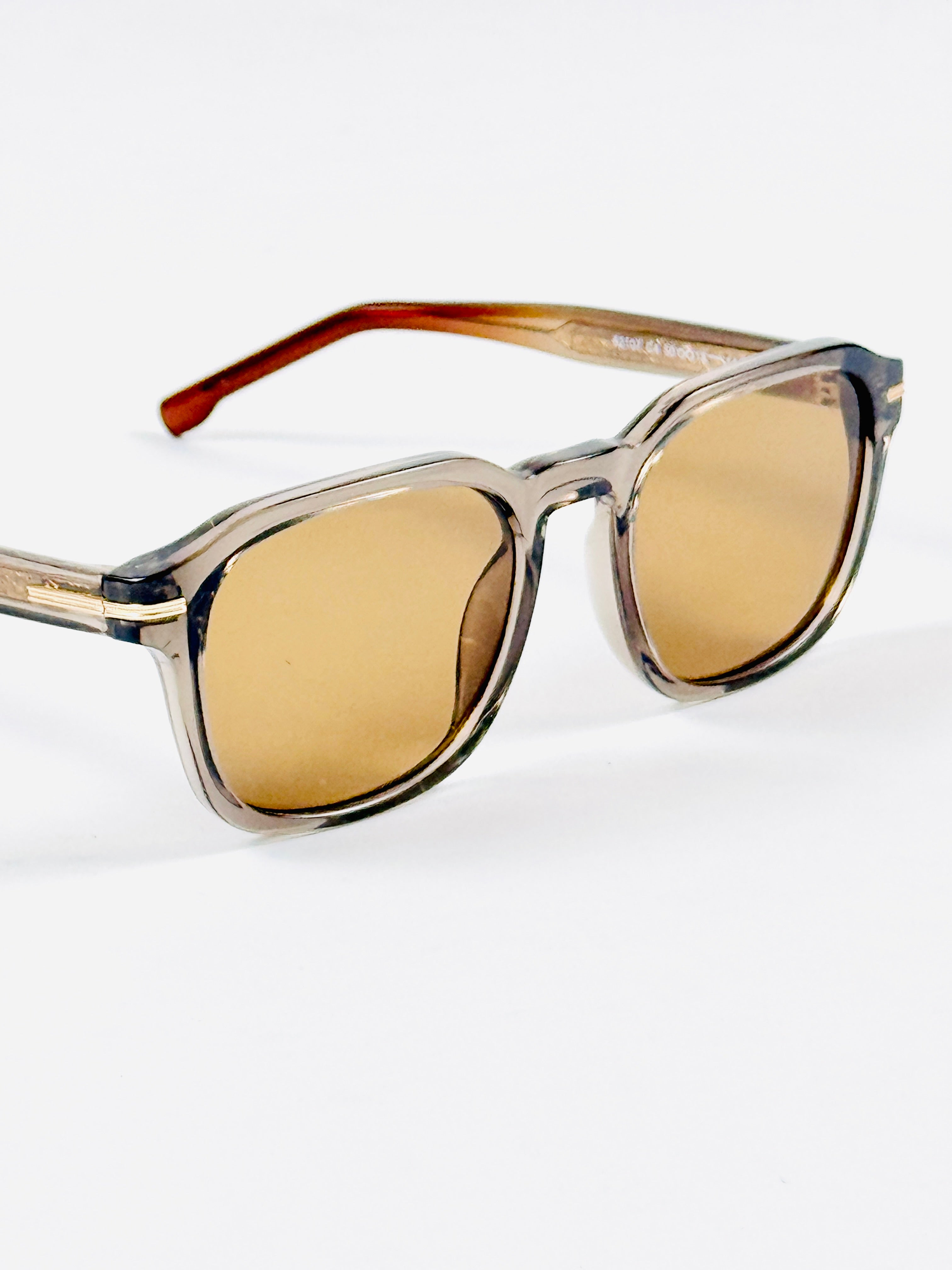 Moscot - 62107 – 50 – Brown – Acetate – Sunglasses – Unisex