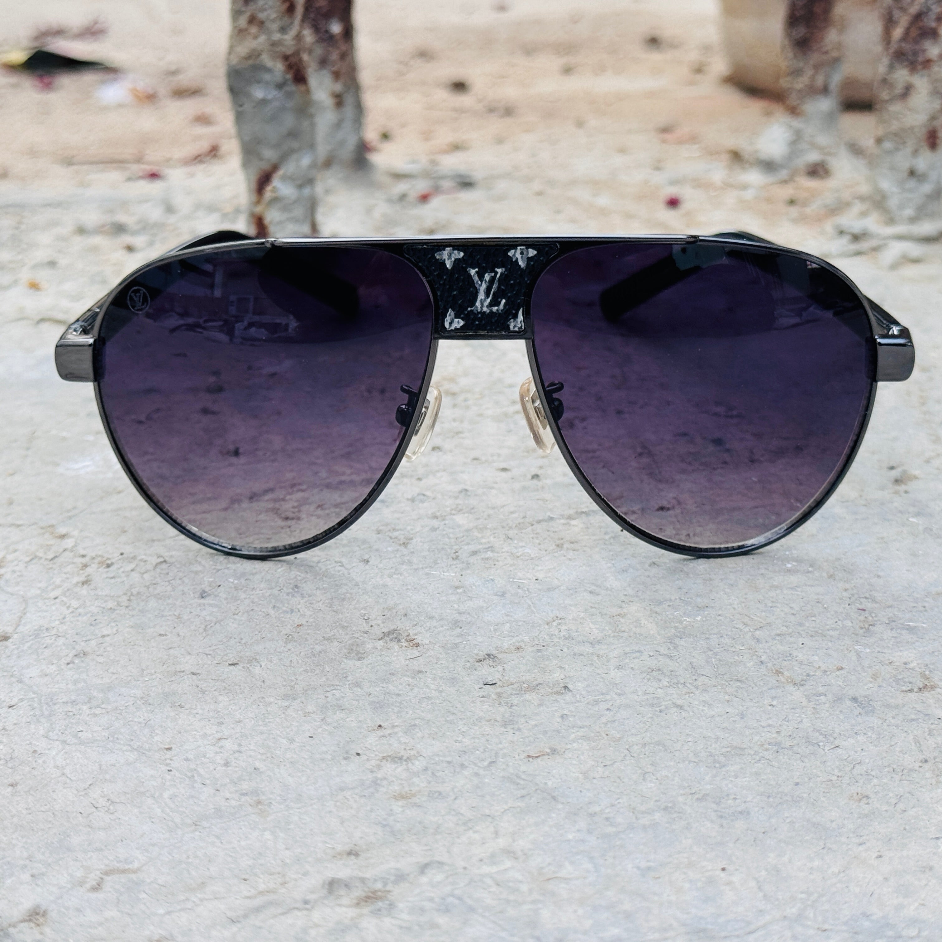 Louis Vuitton – 0875 - 56 –   Black - Metal - Sunglasses – Unisex - Premium