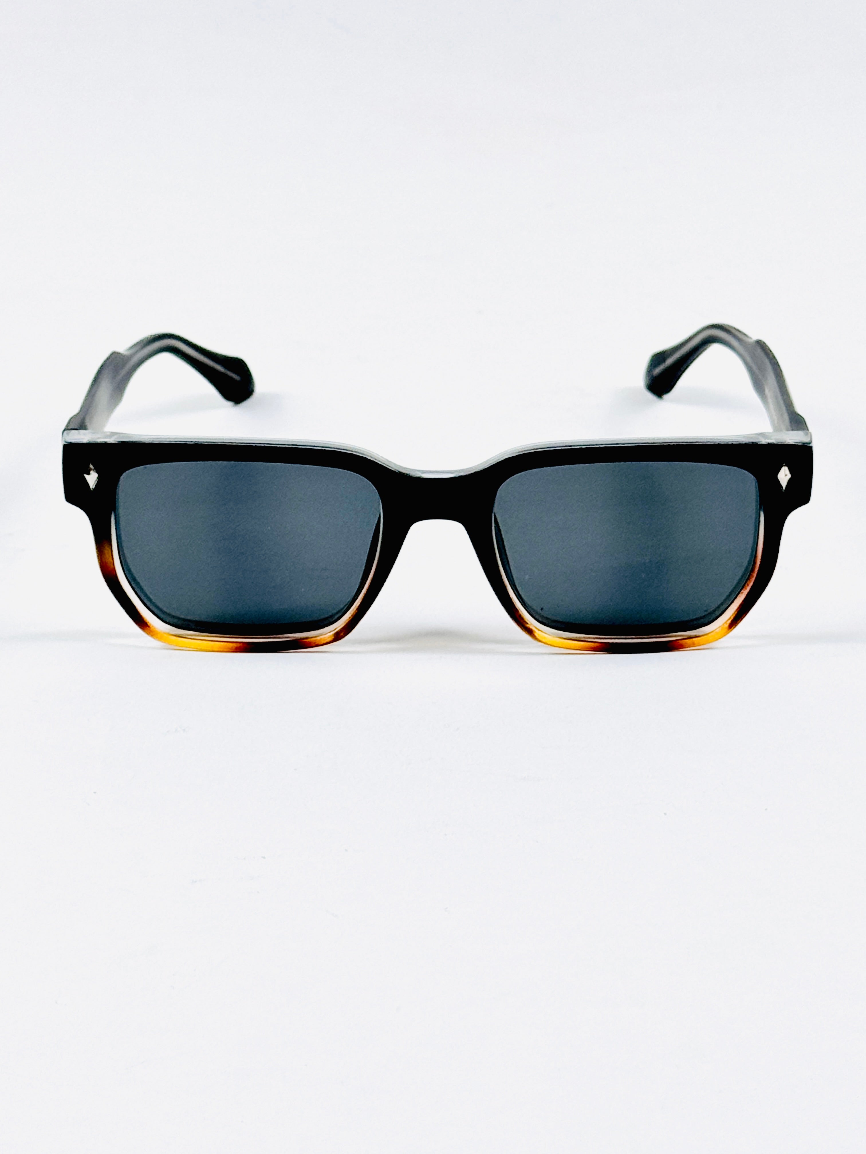 Moscot - 9873 – 52 – Black Tortoise – Acetate – Sunglasses – Unisex