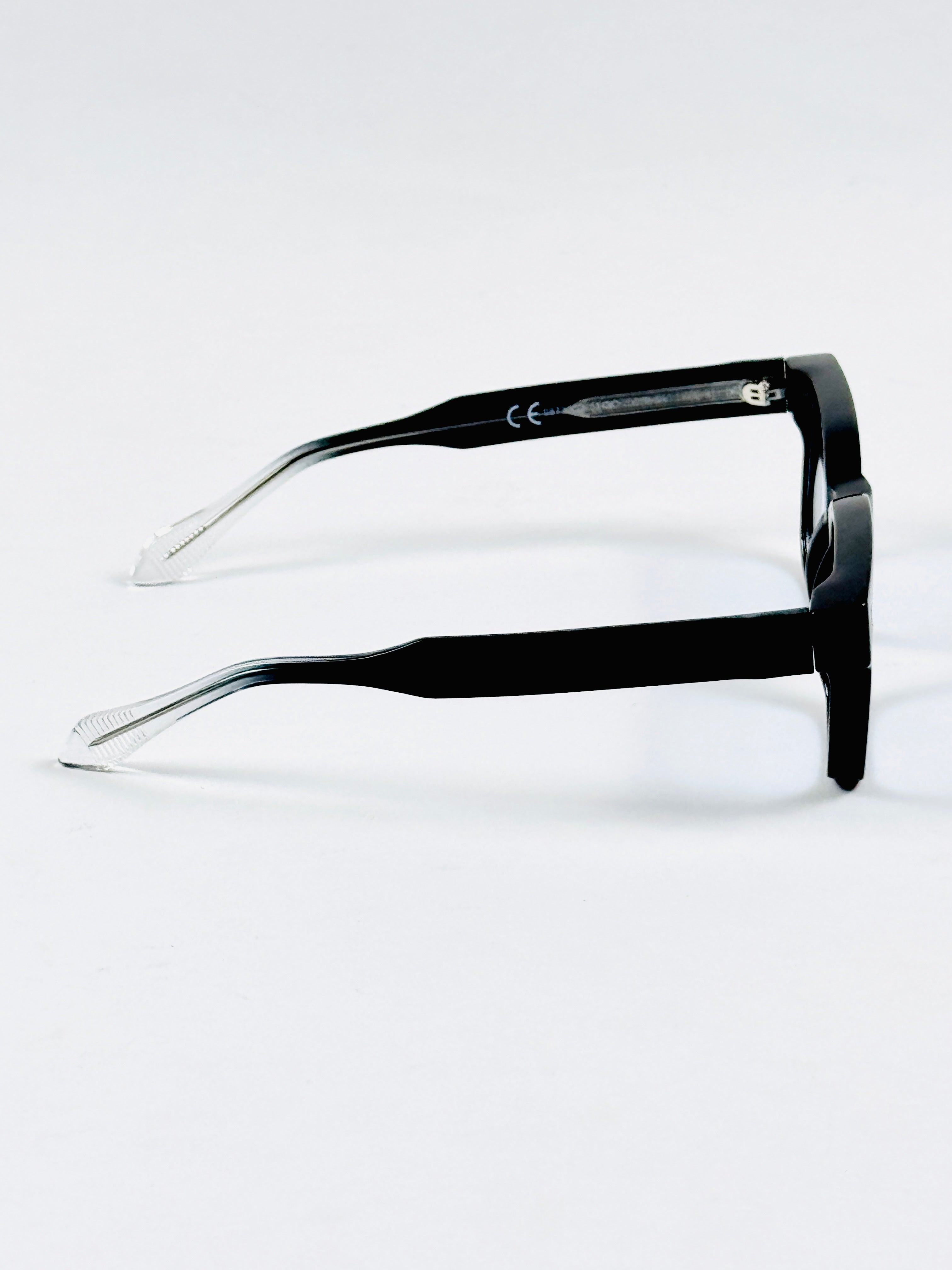 Moscot - 9873 – 52 – Black Blue – Acetate – Sunglasses – Unisex