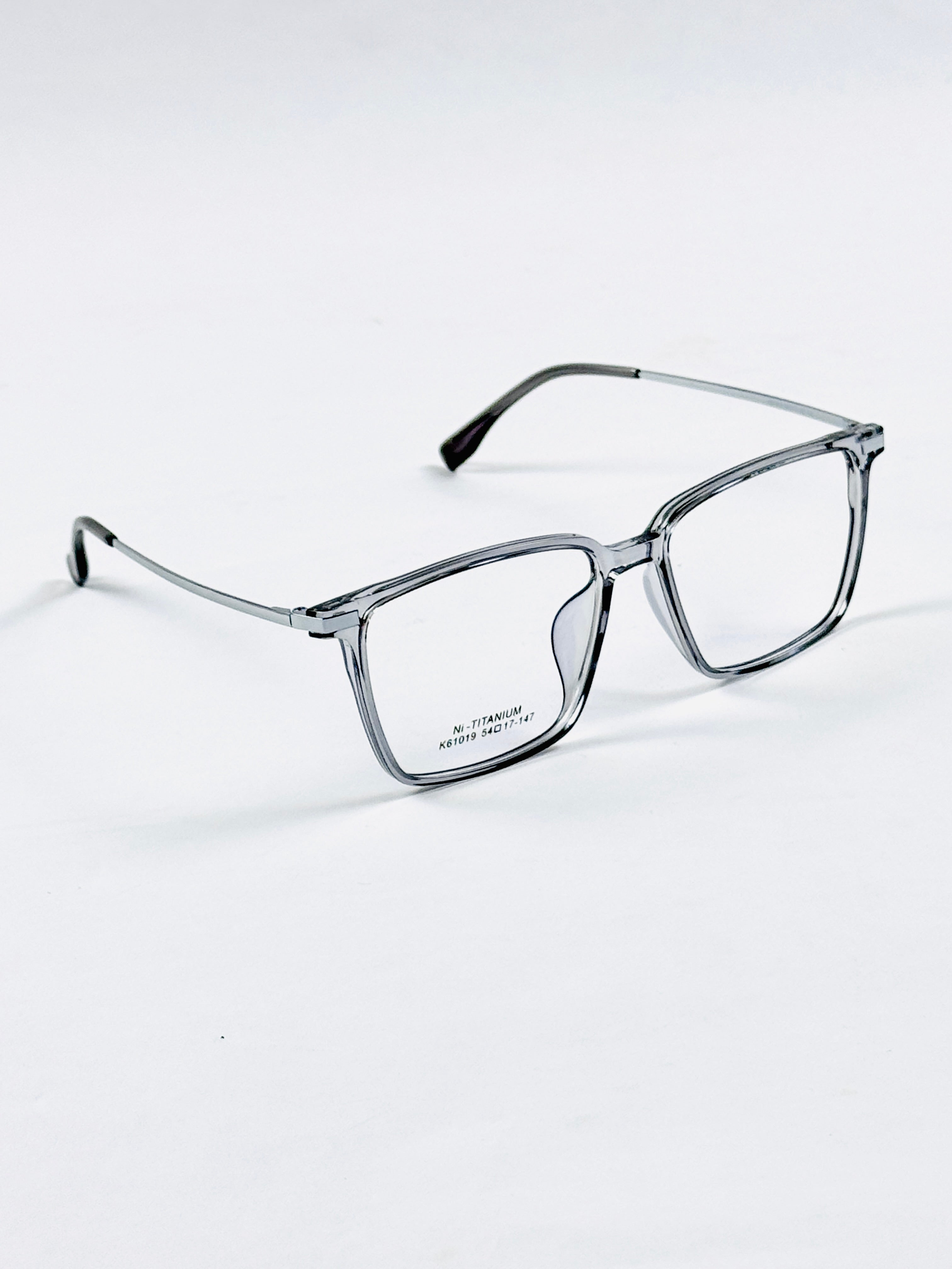 Tr – 61019 - 54 - Silver Grey – Acetate - Metal – Optics - Unisex