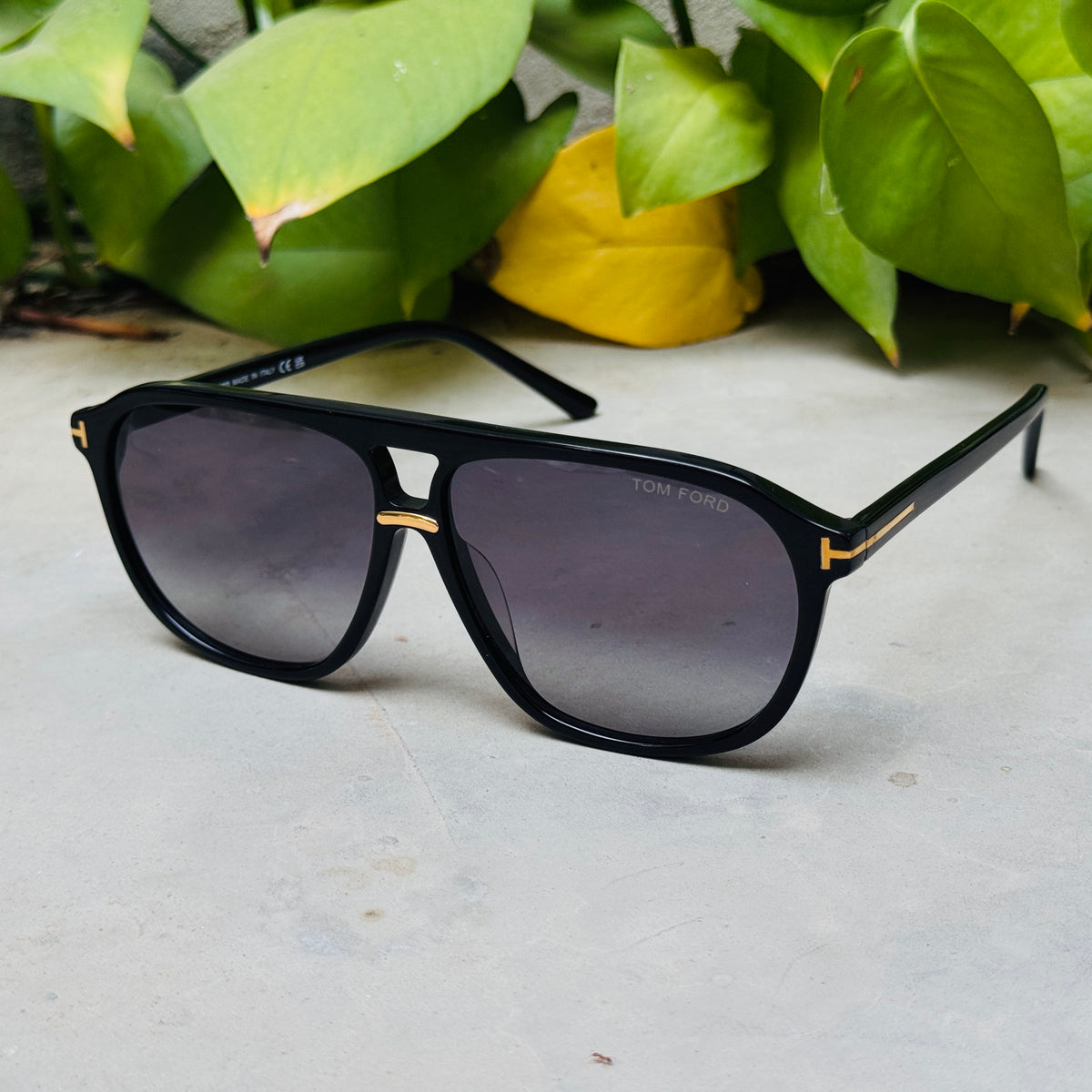 Tom Ford – 1026 - 61 – Black Gradient – Acetate - Sunglasses – Unisex - Premium