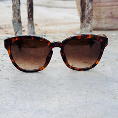 Prada – 17rs - 57 – Tortoise - Acetate - Sunglasses – Unisex - Premium