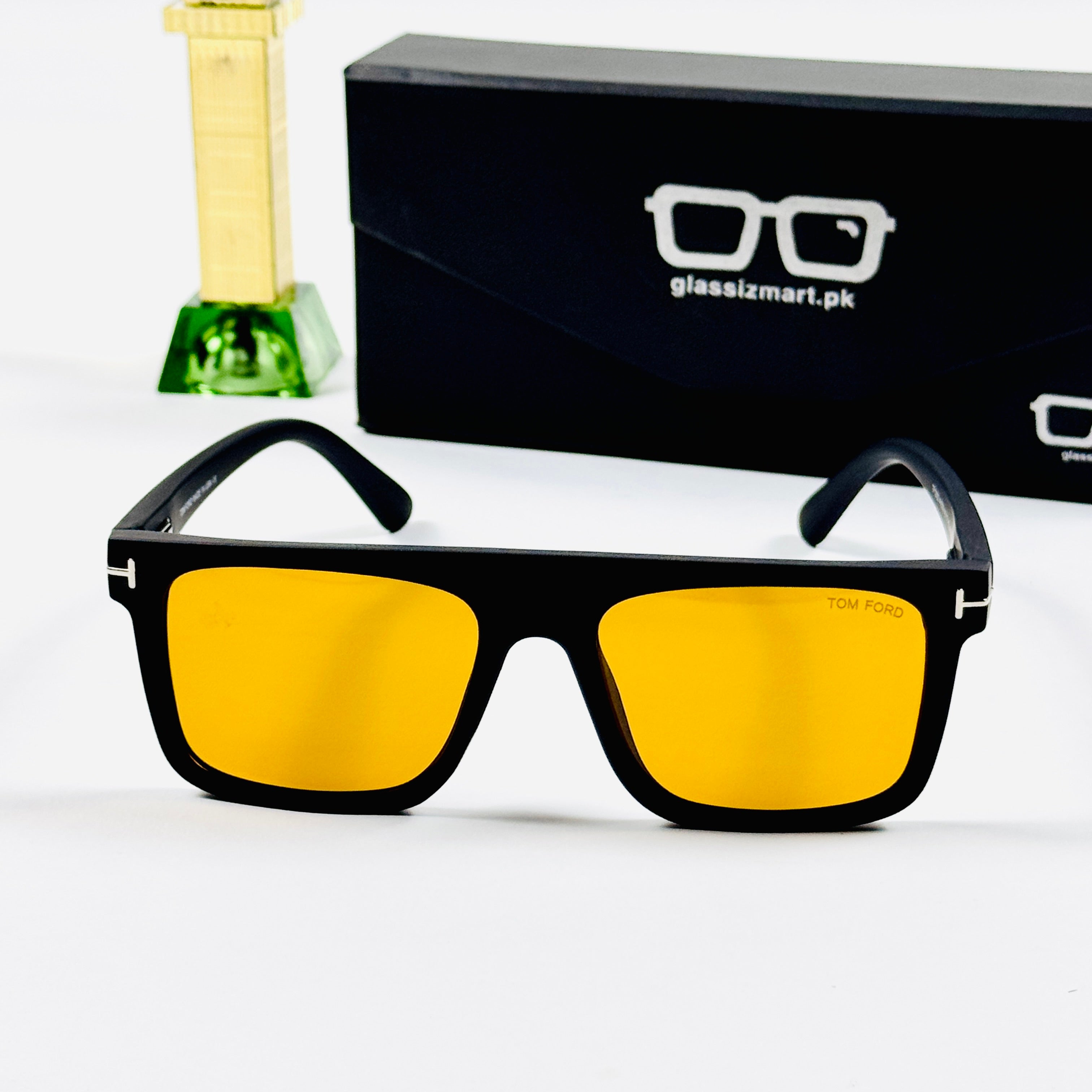Tom Ford – 2022 - 49 - Black Yellow – Acetate - Sunglasses – Unisex