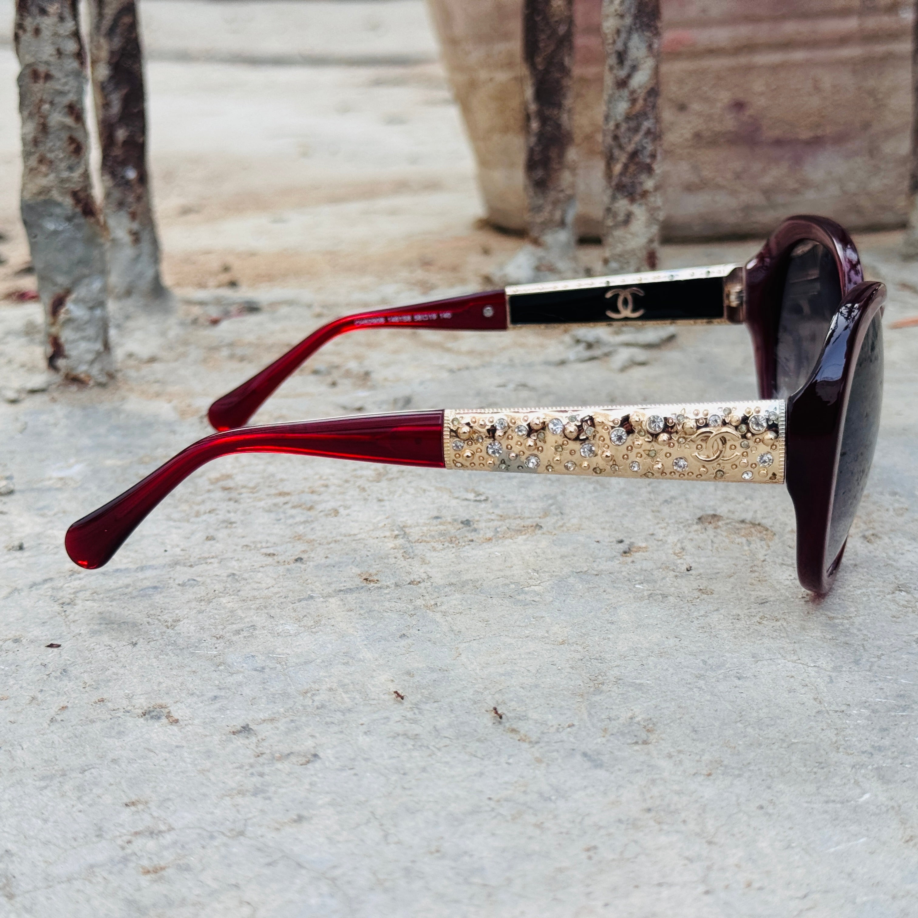 Chanel – 5290 - 58 – Red Black Gradient - Acetate - Sunglasses – Ladies - Premium