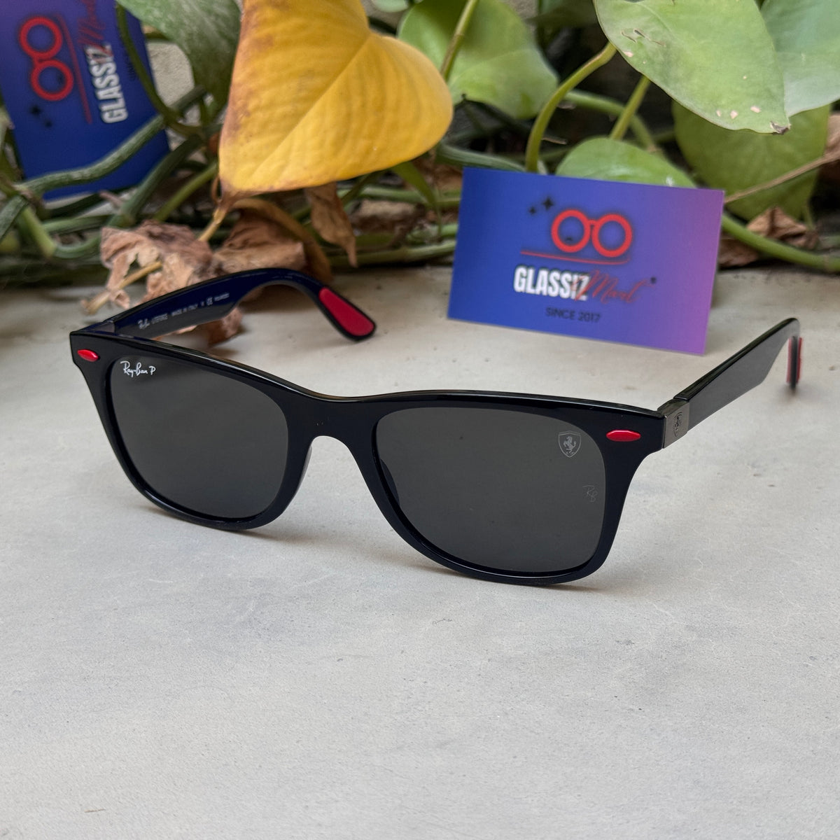 RayBan – 4195 – 52 – Black –  Acetate- Sunglasses – Unisex - Premium