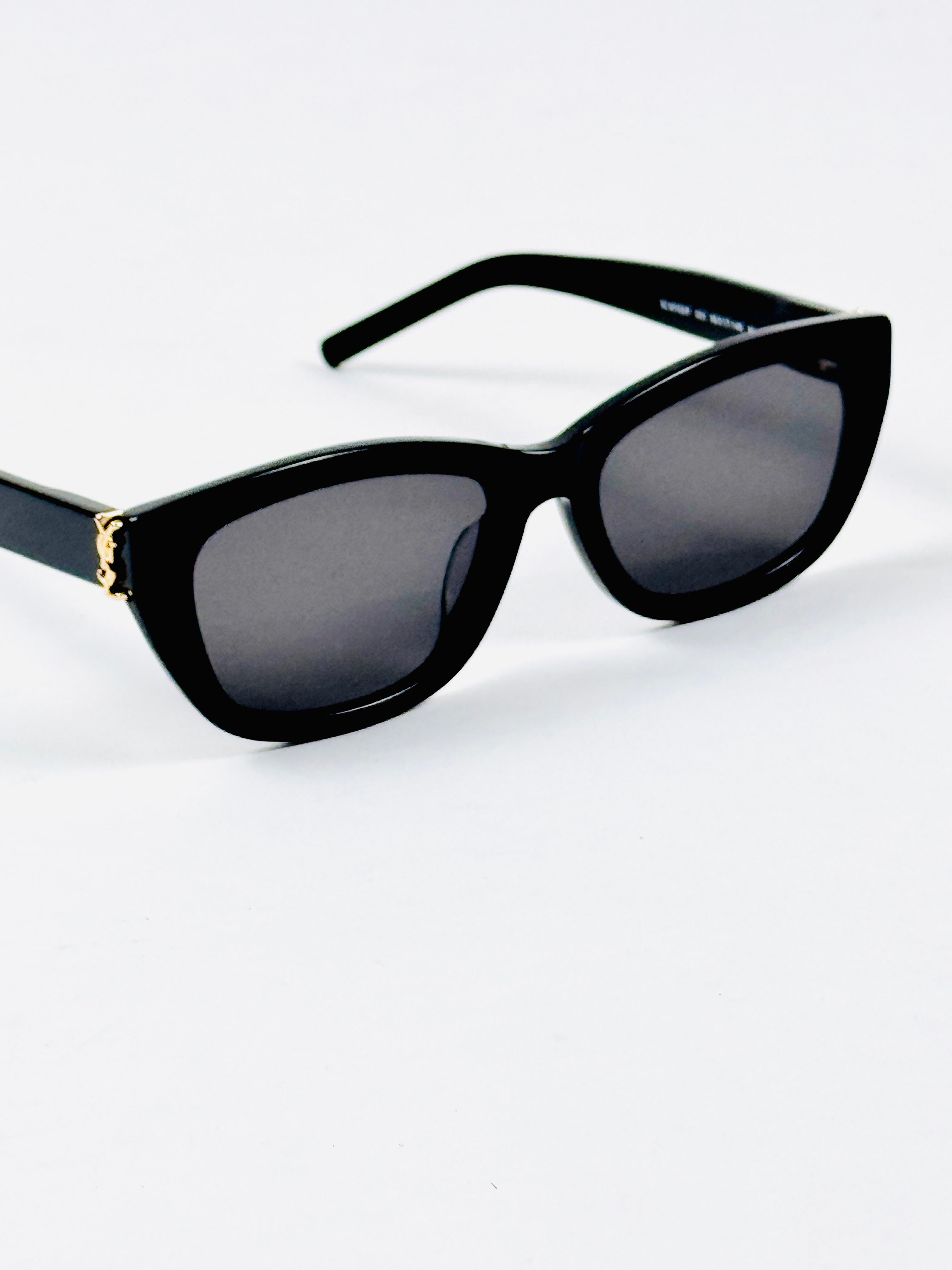 Ysl – 94 - M153 – Black – Acetate - Sunglasses – Ladies - Premium