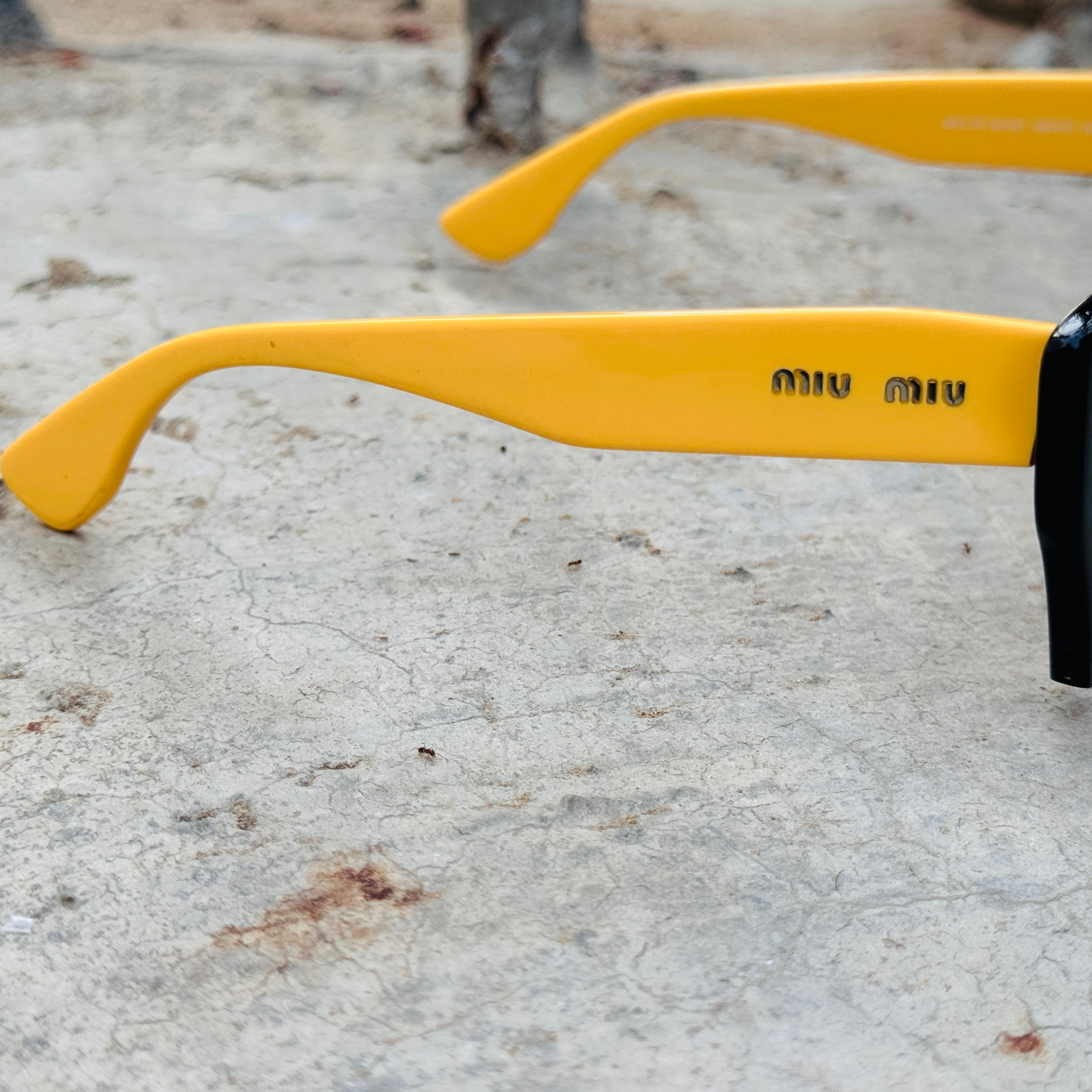 Miu Miu - 100 - 50 – Yellow Brown - Acetate - Sunglasses – Ladies - Premium
