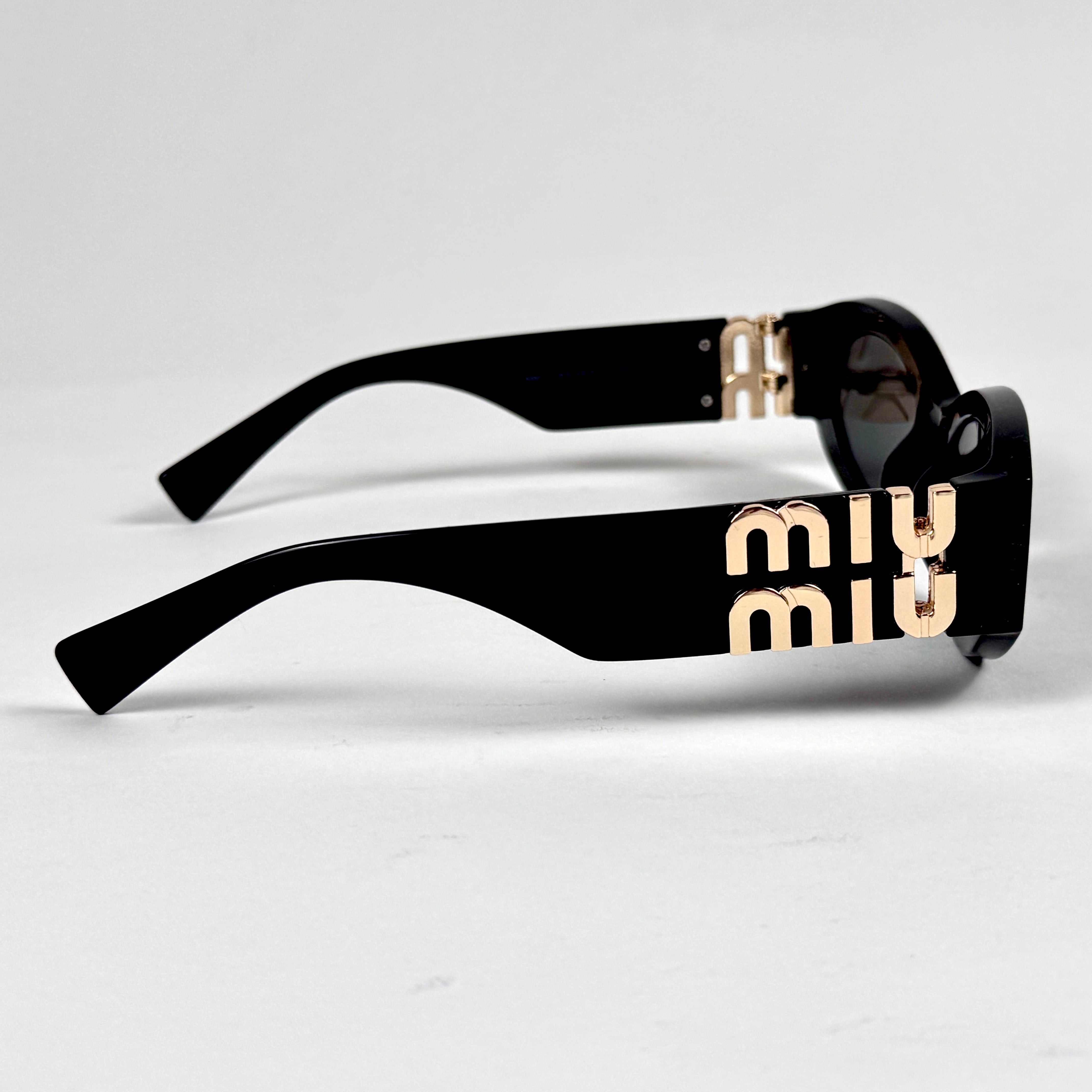 Miu Miu – 11ws - 49 – Black – Acetate - Sunglasses – Ladies