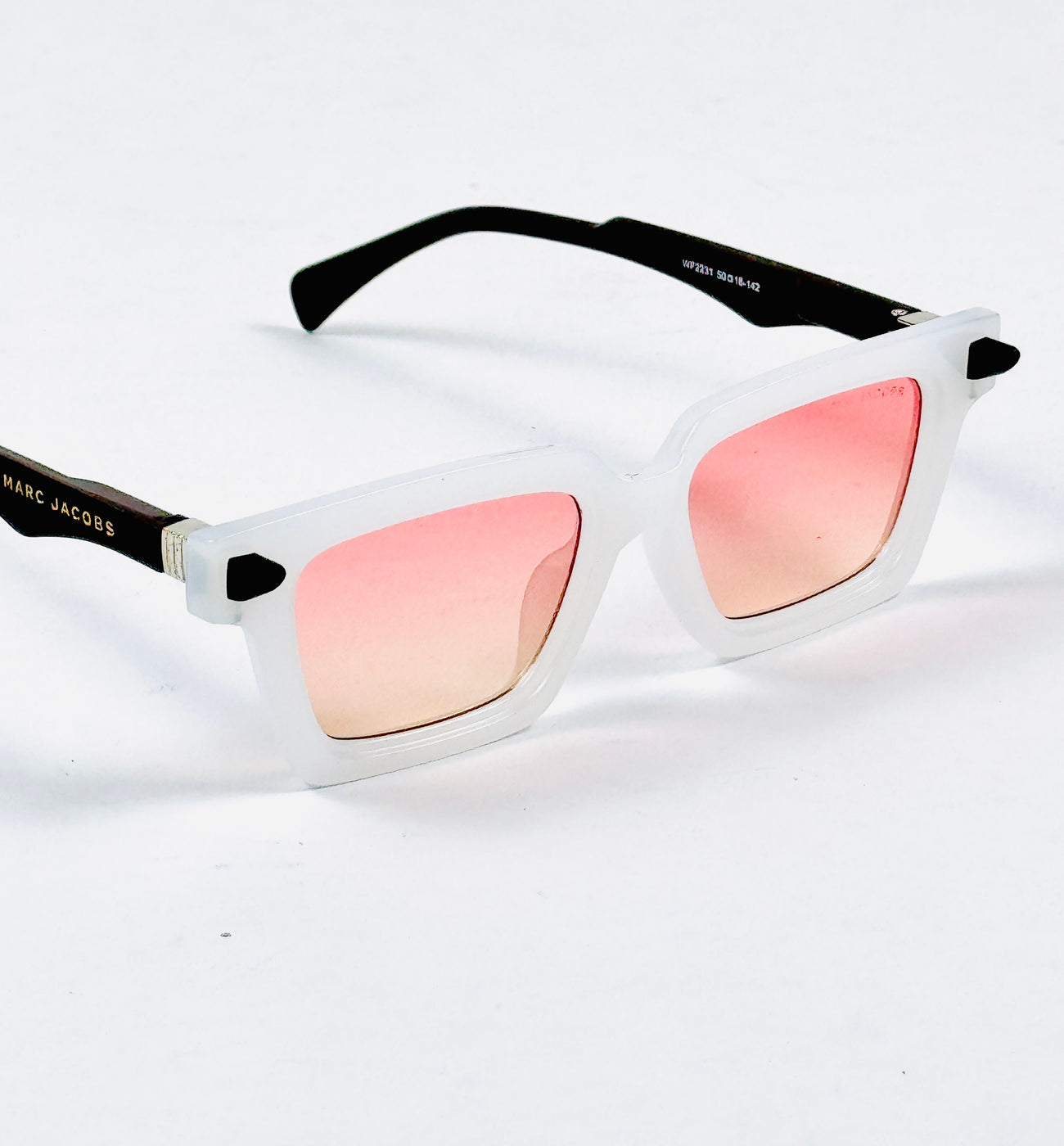 Marc Jacobs – 2231 – 50 – White Pink – Acetate – Sunglasses – Unisex