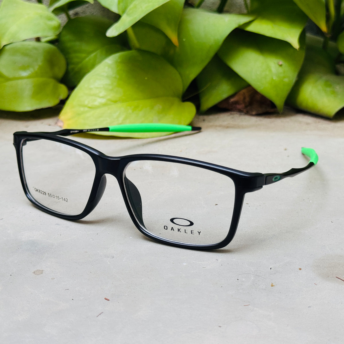 Oakley – 8229 – 55 – Black Green –  Acetate - Optics – Unisex