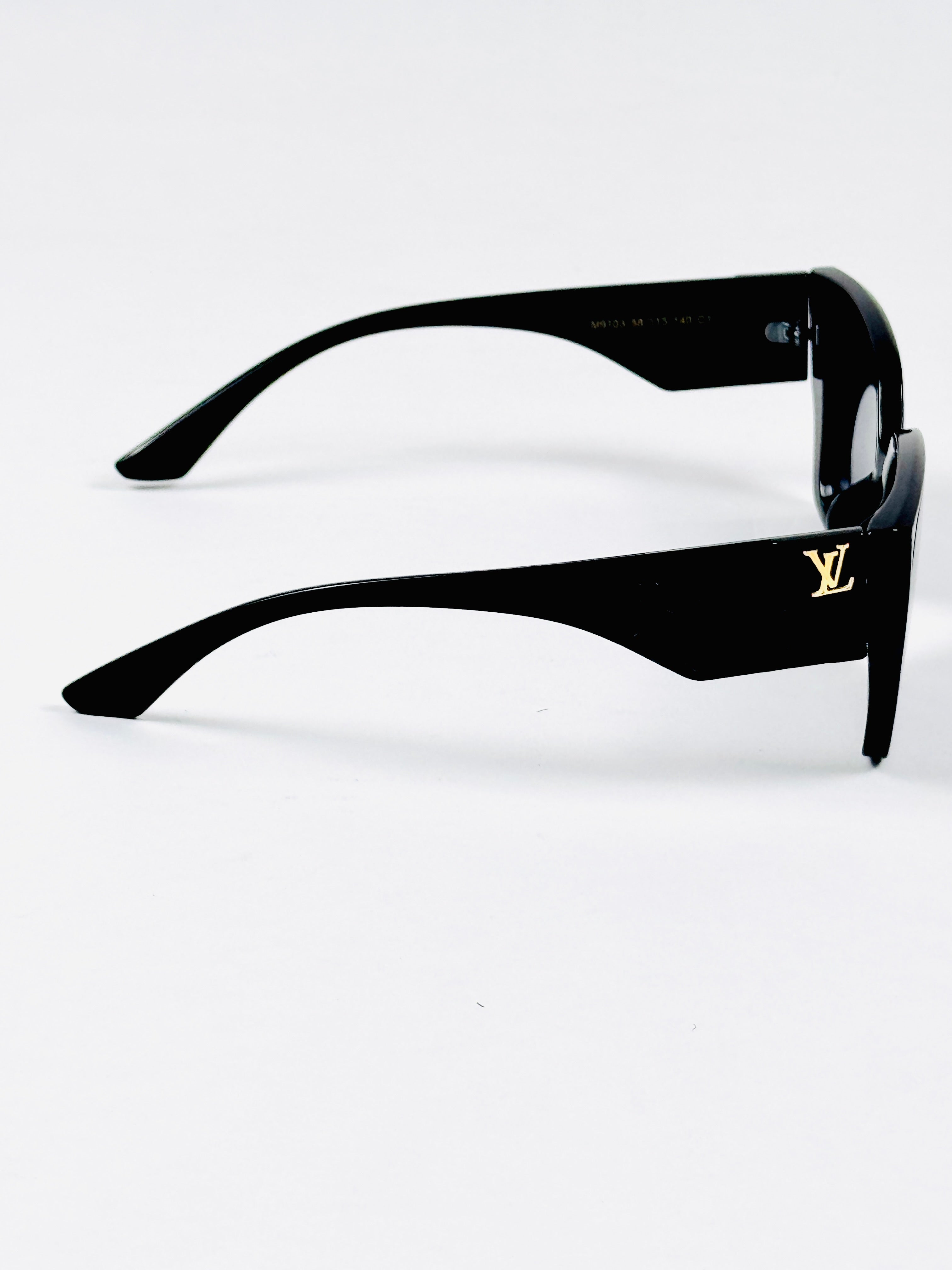 Louis Vuitton - 9103 – 58 – Black – Acetate – Sunglasses – Ladies