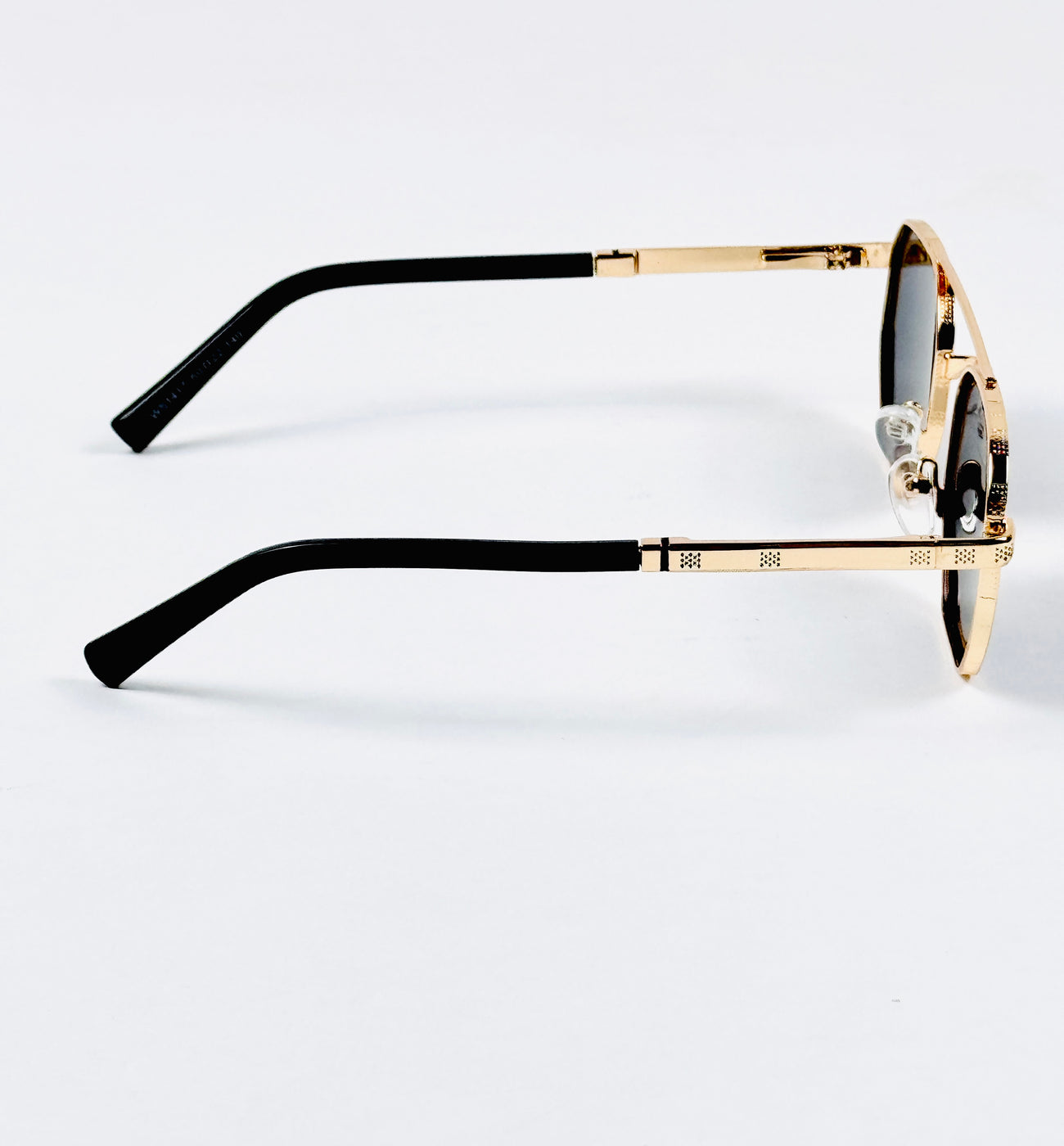 Louis Vuitton – 1417 – 50 – Golden Black – Metal – Sunglasses – Unisex
