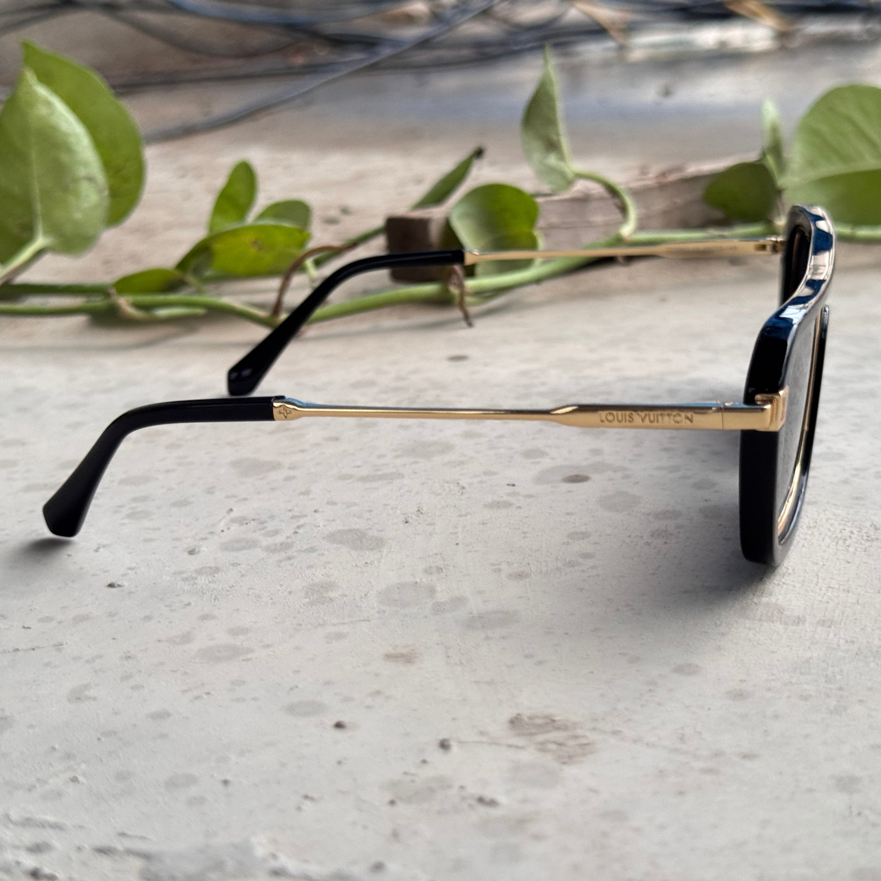 Louis Vuitton – 2596 - 55 – Golden Black – Acetate - Metal - Sunglasses – Unisex - Premium