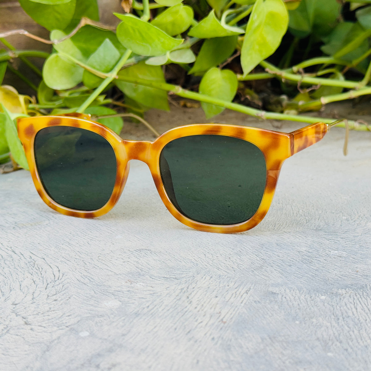 Dior – 2050 – 52 – Tortoise – Acetate – Metal -  Sunglasses – Ladies