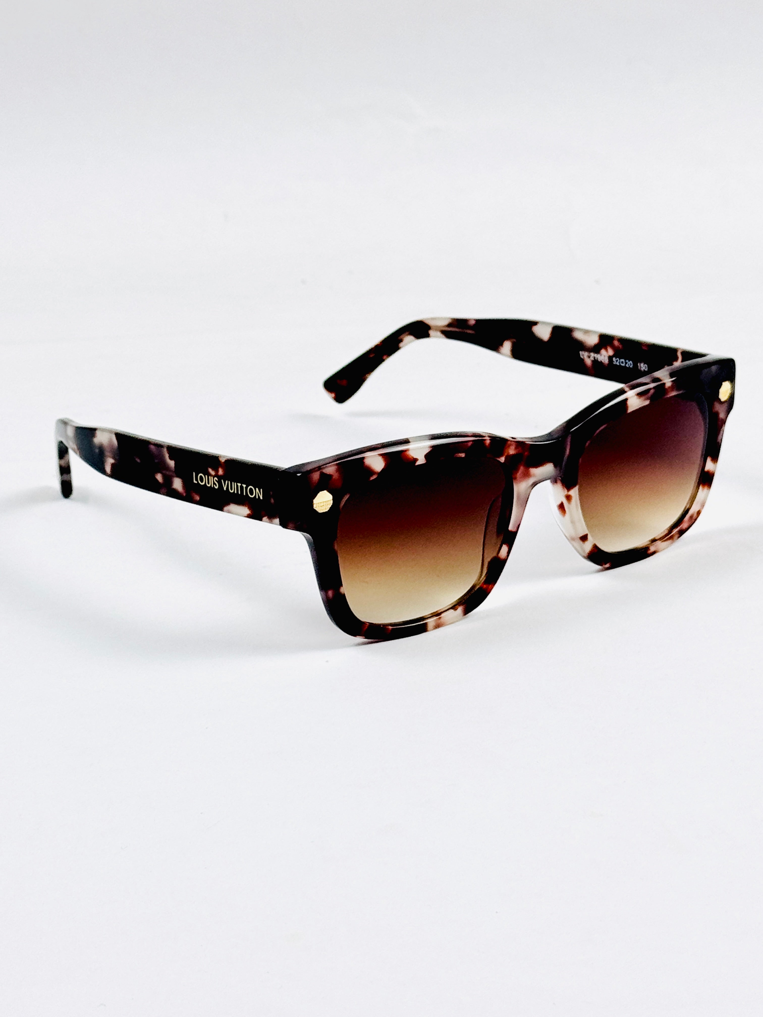 Louis Vuitton – 1966 - 52 – Textured –  Acetate - Sunglasses – Unisex - Premium