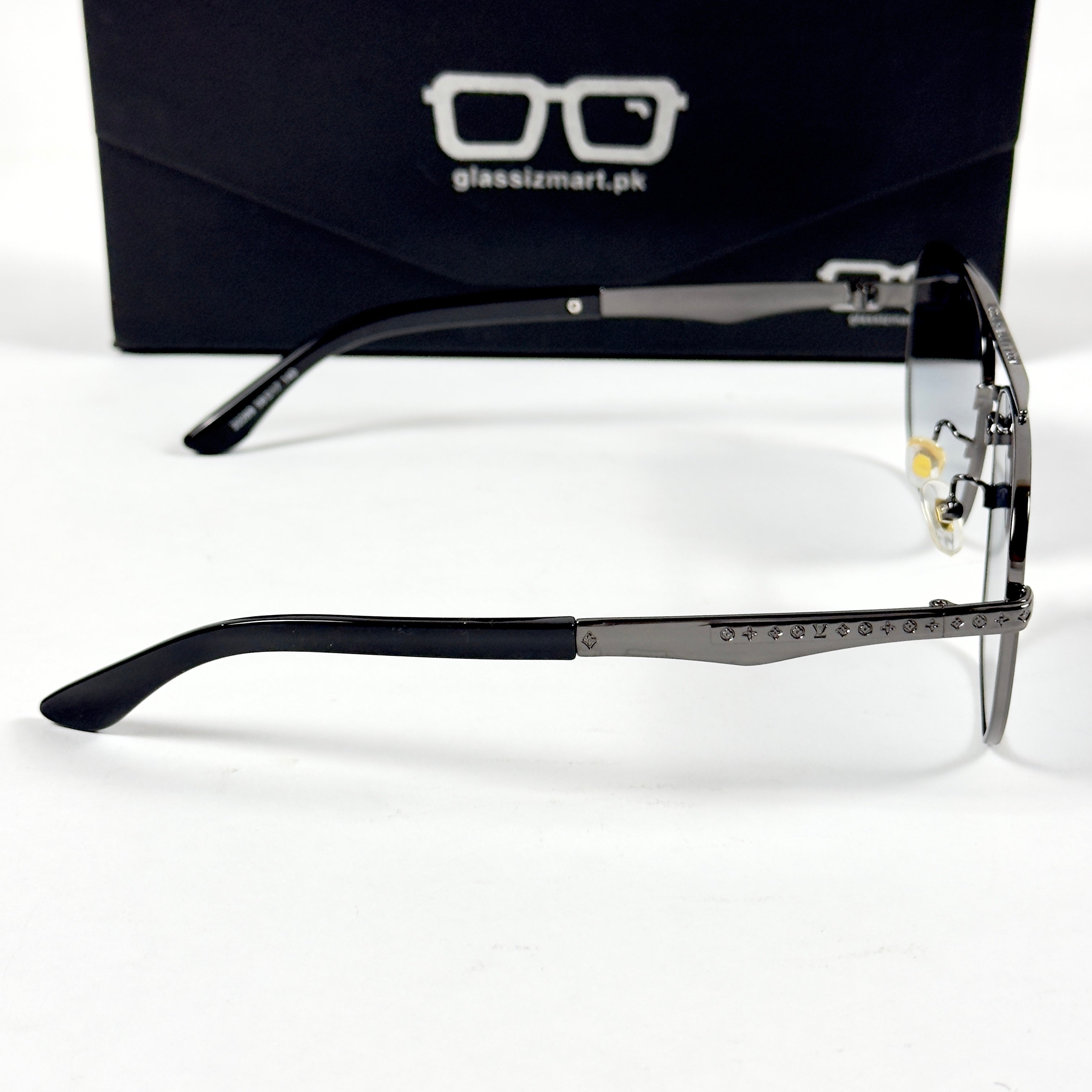 Louis Vuitton – 22289 – 56 – Grey Blue Gradient – Metal – Sunglasses – Unisex