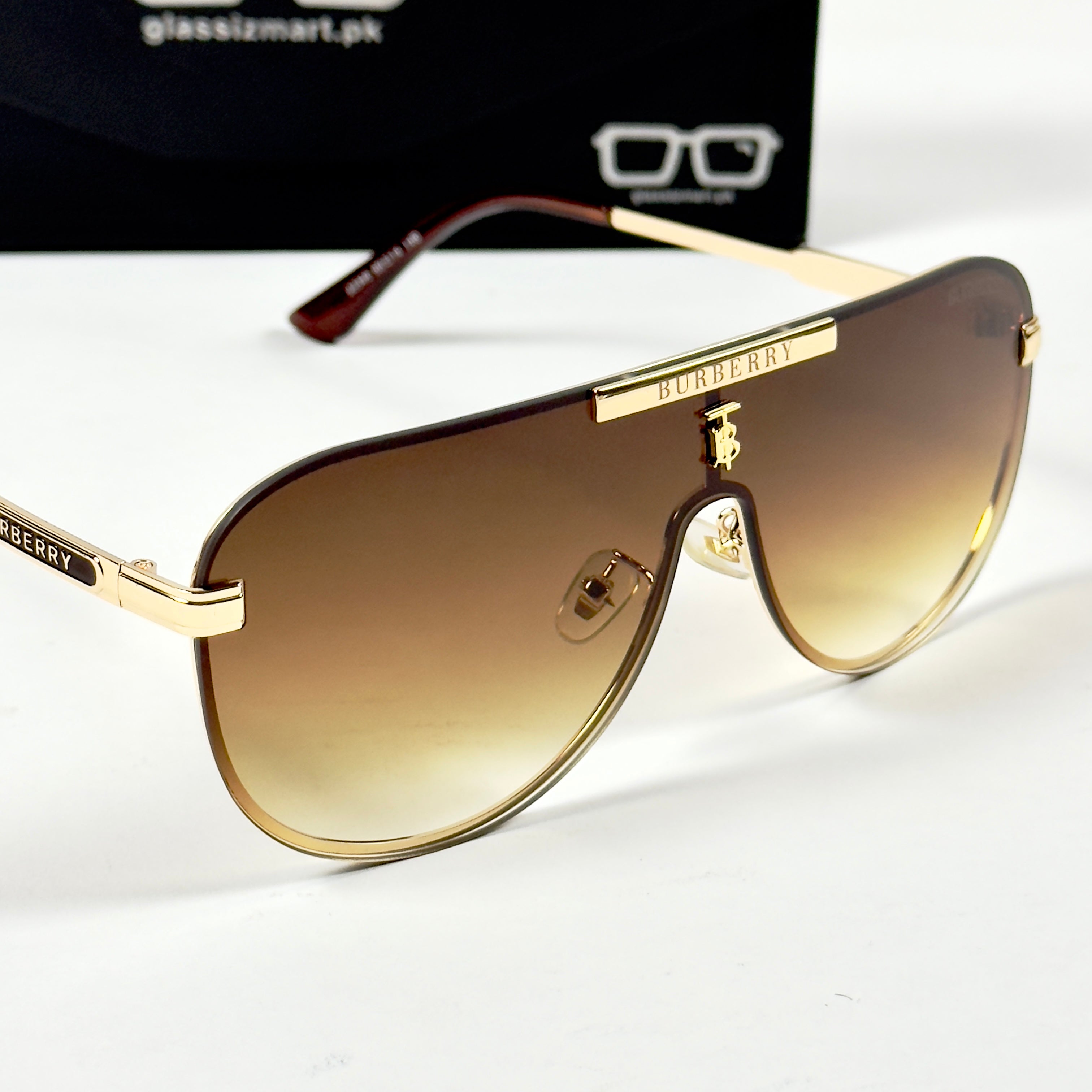 Burberry – 22345 – 60 – Golden Brown  – Metal – Sunglasses – Unisex