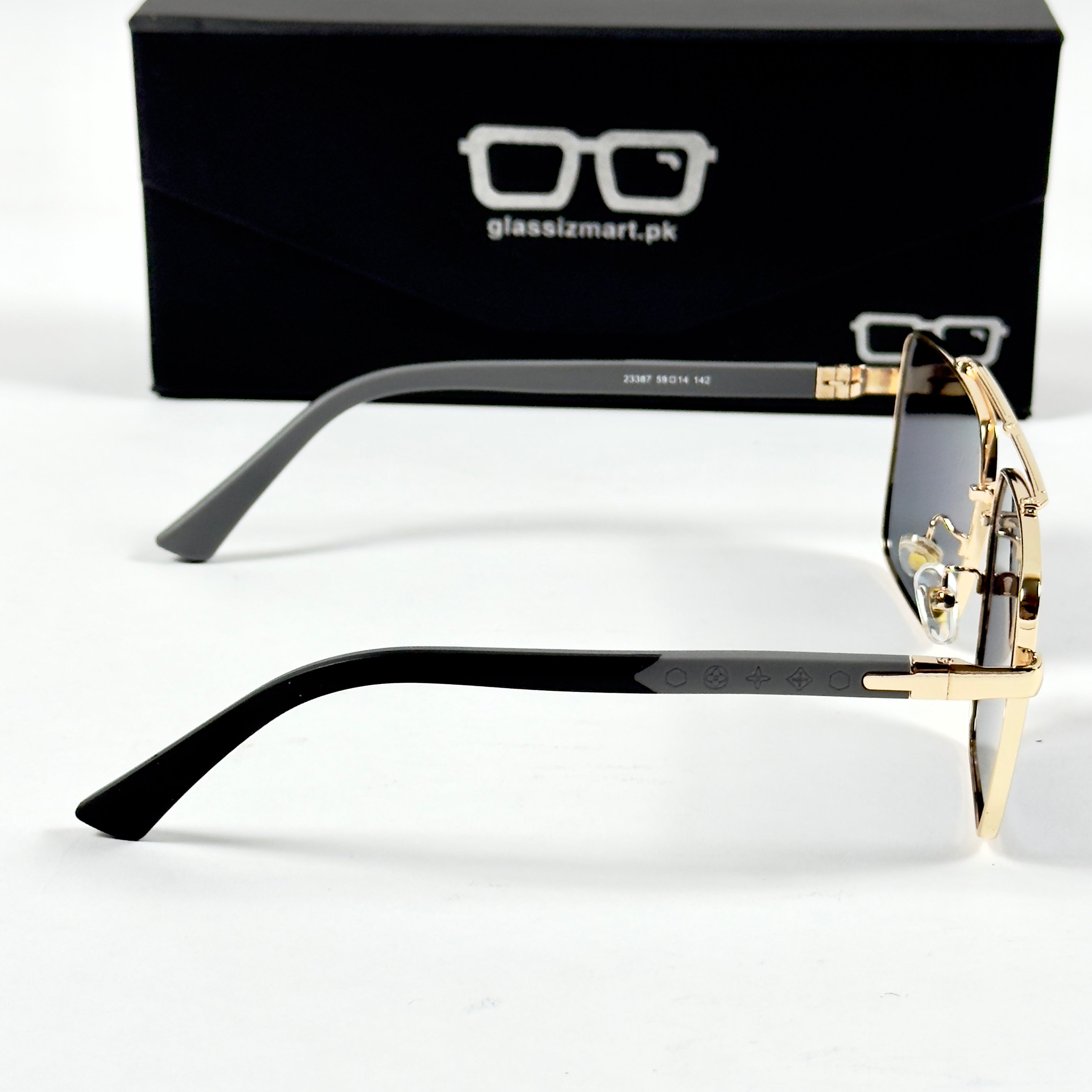 Louis Vuitton – 23387 - 59 – Golden Black - Metal - Sunglasses – Unisex