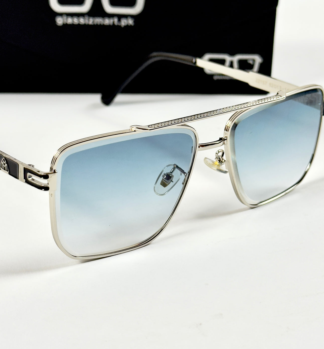 Maybach – 22157 - 62 – Silver Blue - Metal - Sunglasses – Unisex