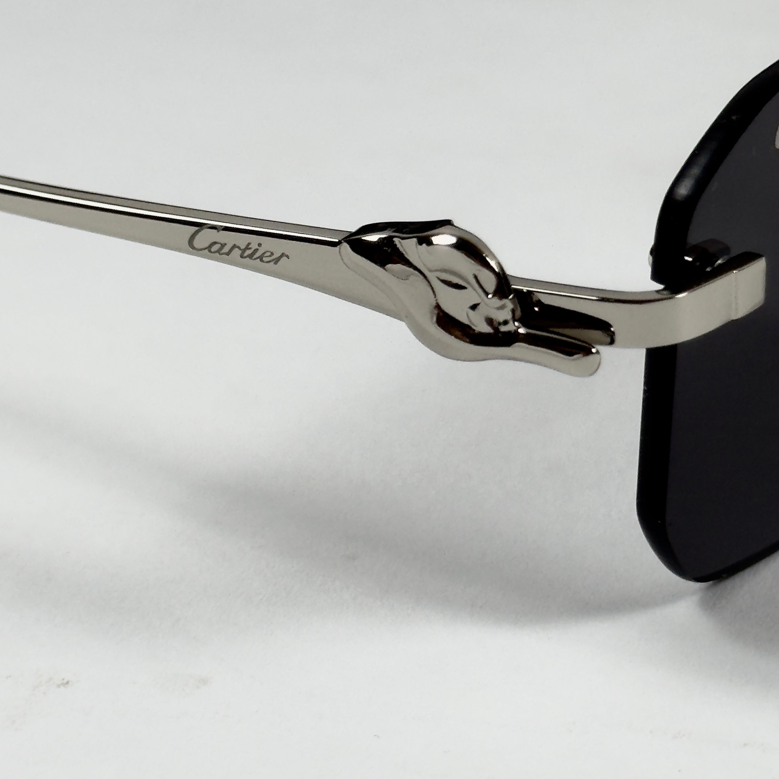 Cartier – 0506 - 56 – Silver Black - Metal - Sunglasses – Unisex - Premium