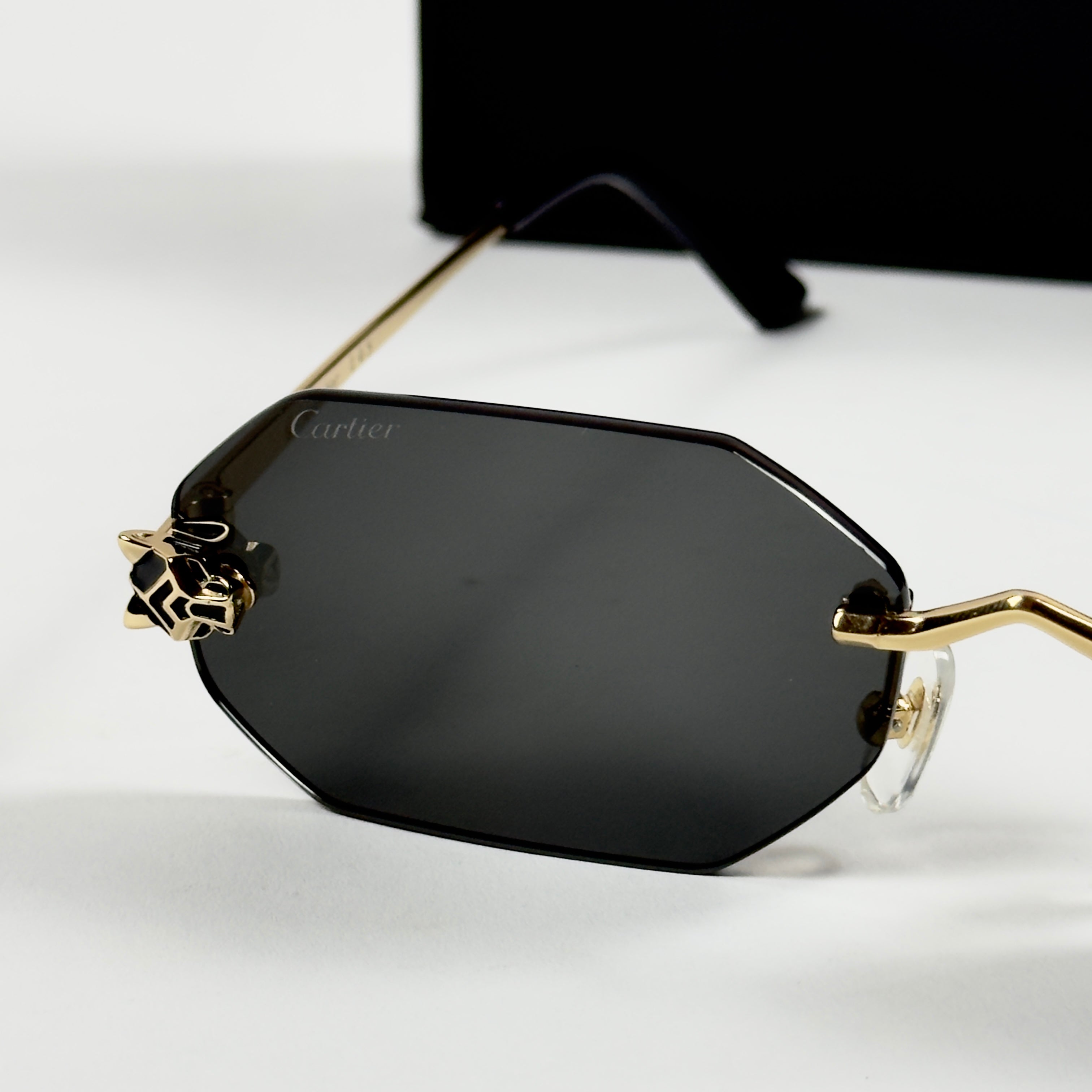 Cartier – 0599 - 56 – Golden Black - Metal - Sunglasses – Unisex - Premium