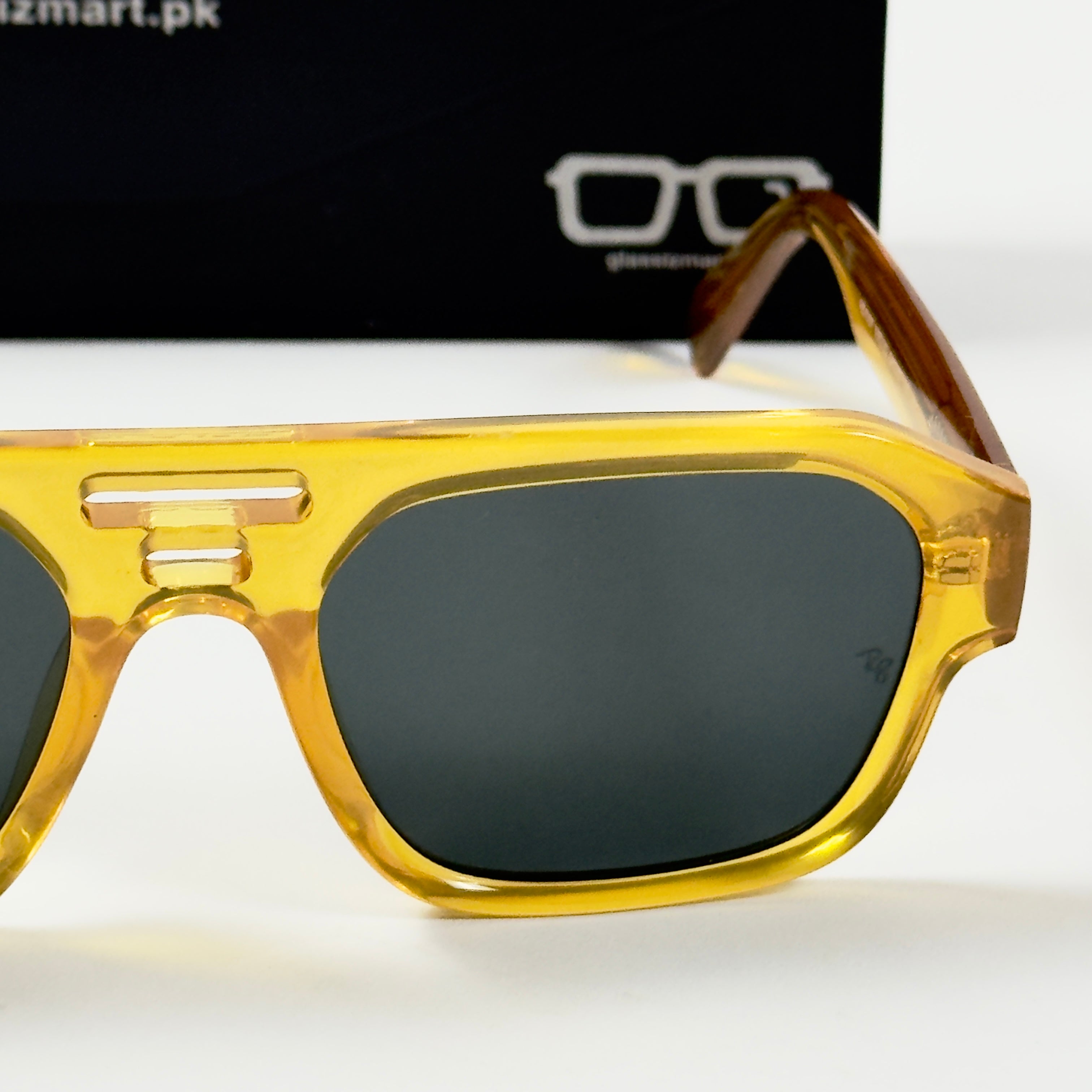 RayBan – 4397 – 54 – Yellow Black –  Acetate- Sunglasses – Unisex - Premium