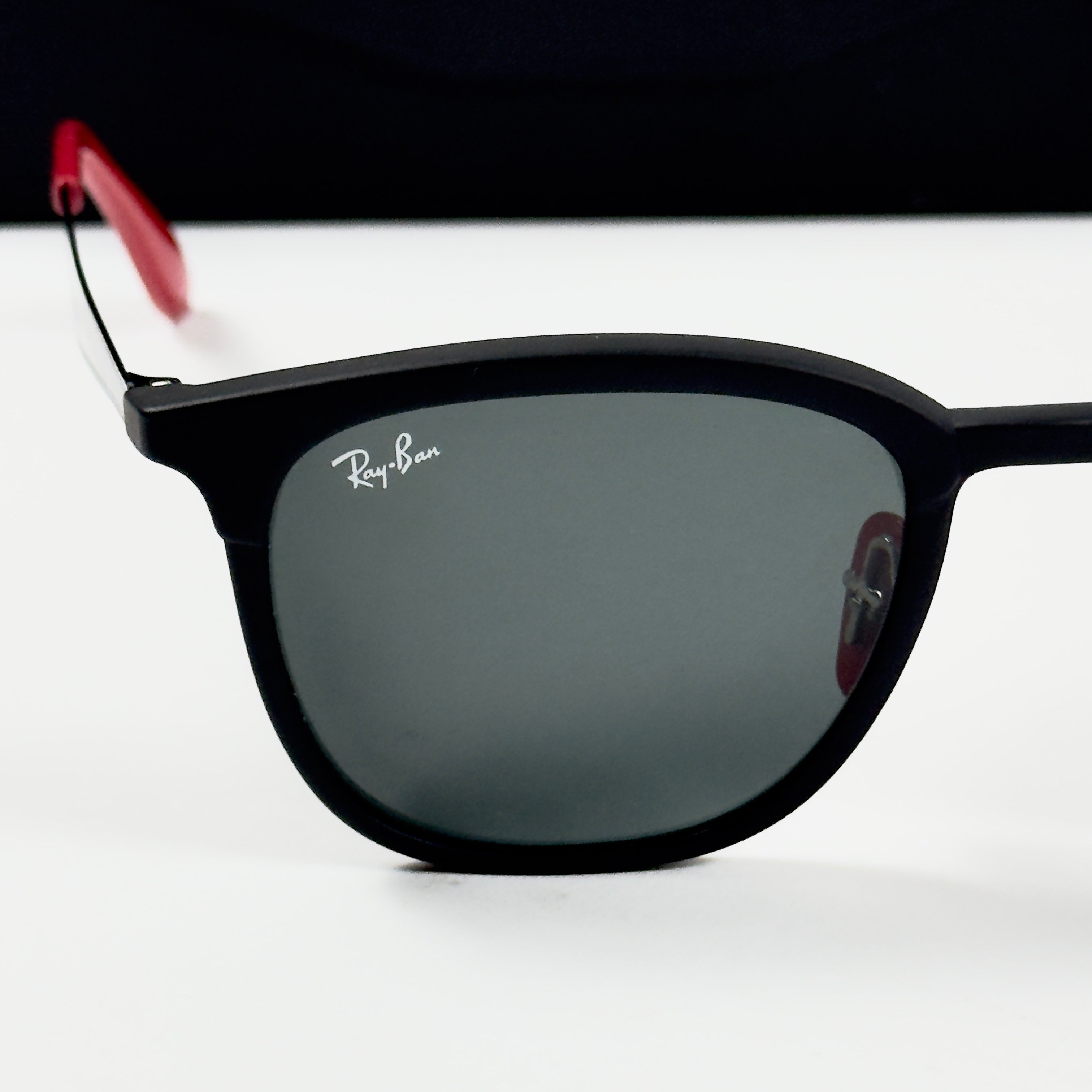 RayBan – 4278 – 51 – Black –  Metal - Sunglasses – Unisex - Premium