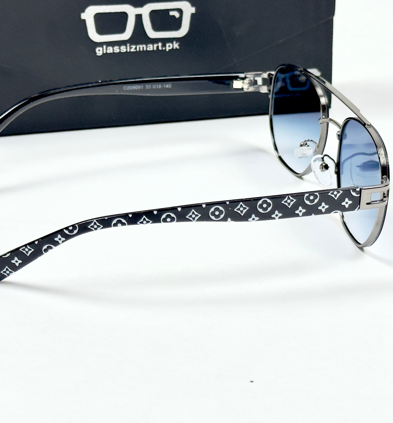 Louis Vuitton – 09091 – 55 – Silver Blue – Metal - Sunglasses – Unisex