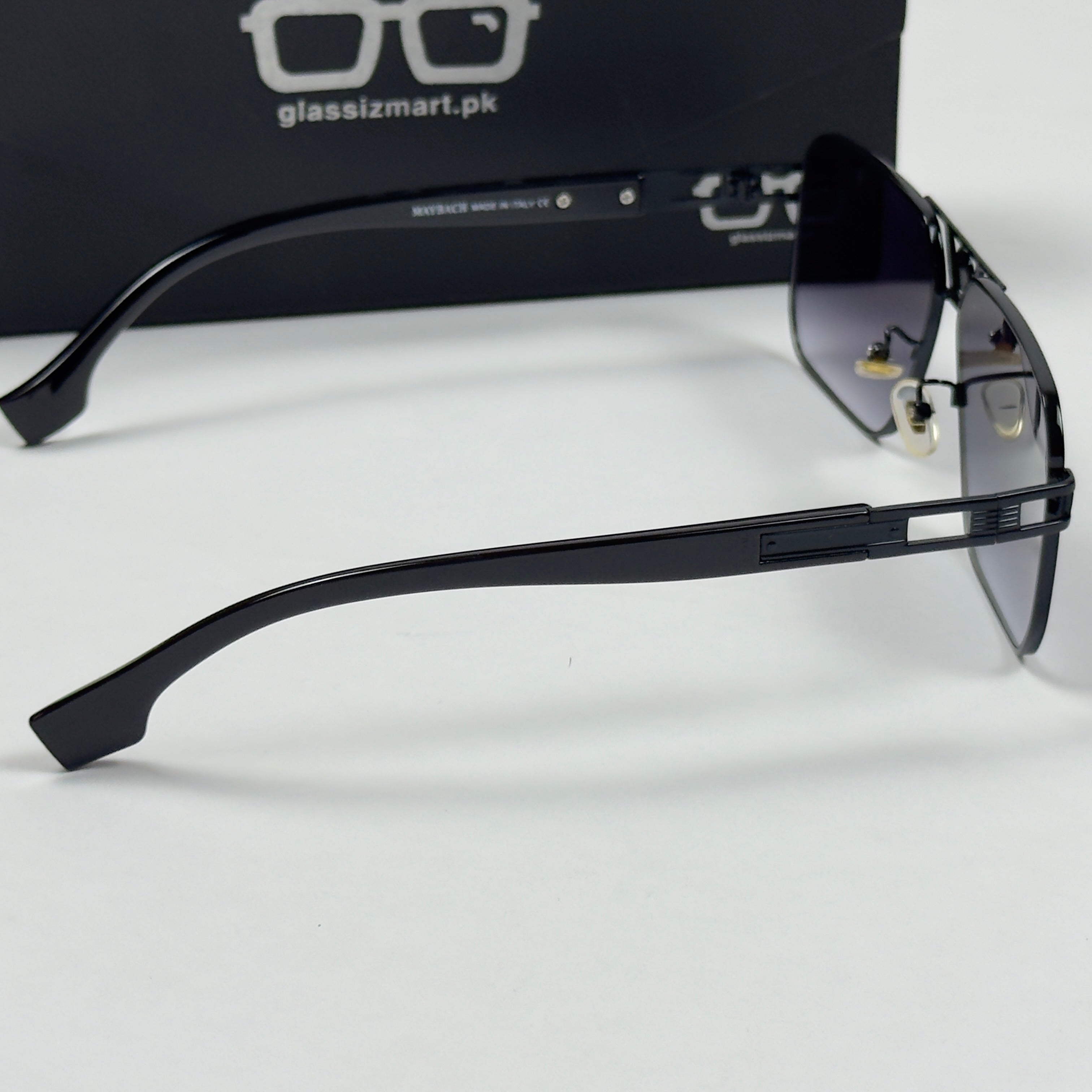 Maybach – 22106 – 58 – Black Gradient – Metal – Sunglasses – Unisex