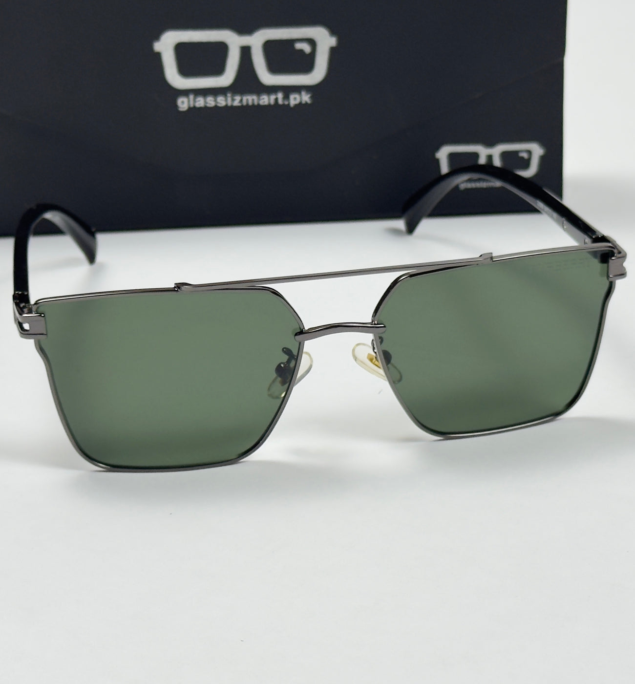 Burberry – 22088 – 64 – Green – Acetate – Sunglasses – Unisex