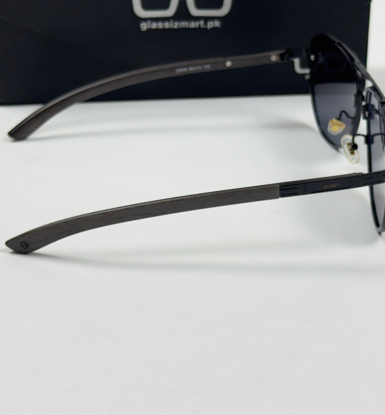Cartier – 23058 – 59 – Black – Metal – Sunglasses – Unisex