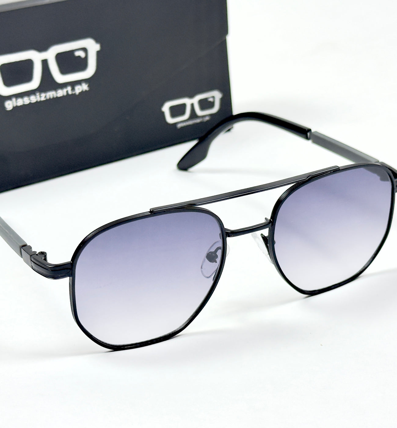 Louis Vuitton – 23004 – 64 – Black Gradient – Metal – Sunglasses – Unisex