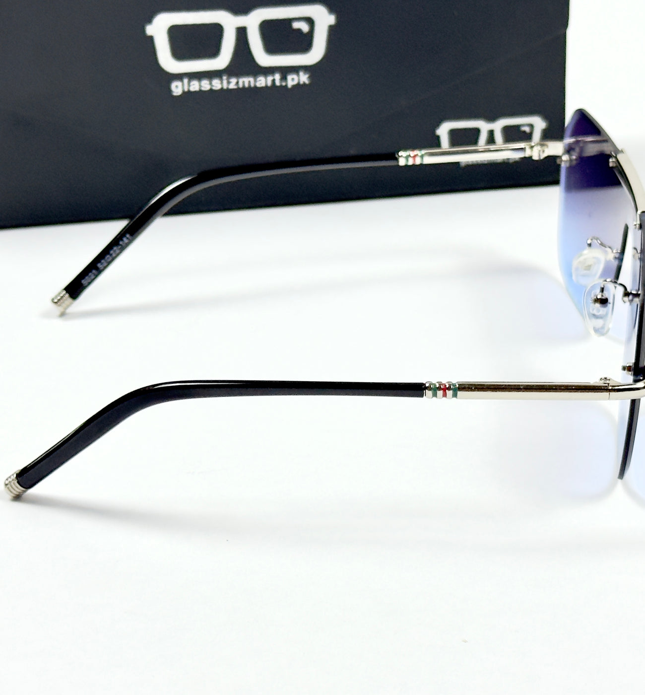 Gucci – 5021 – 52 – Silver Blue – Metal – Sunglasses – Unisex