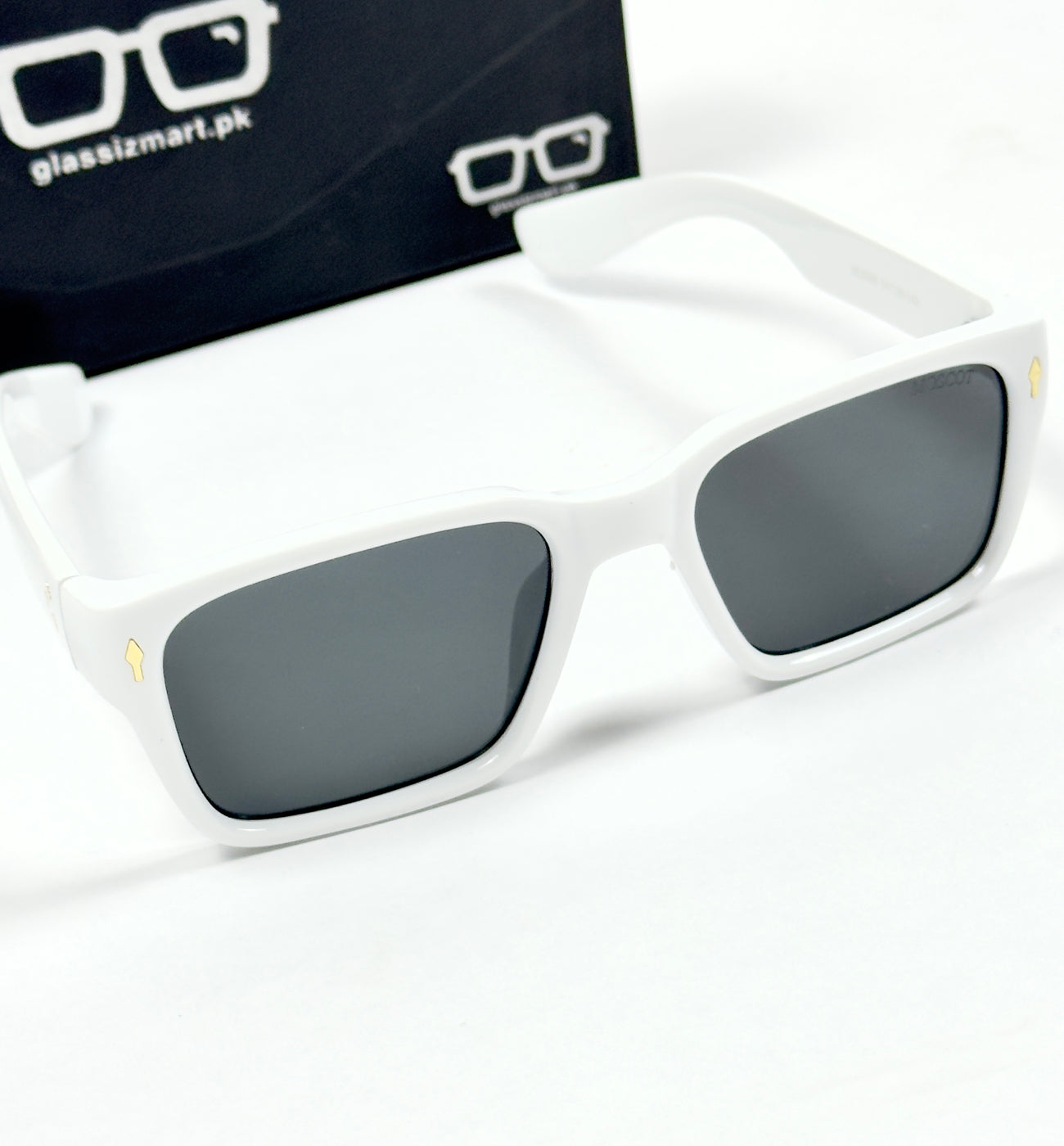Moscot – 6507 – 54 - White Black – Acetate  – Sunglasses - Unisex