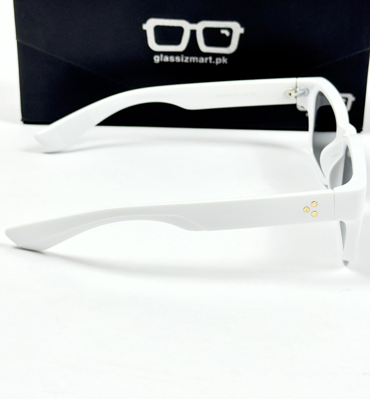 Moscot – 6507 – 54 - White Black – Acetate  – Sunglasses - Unisex