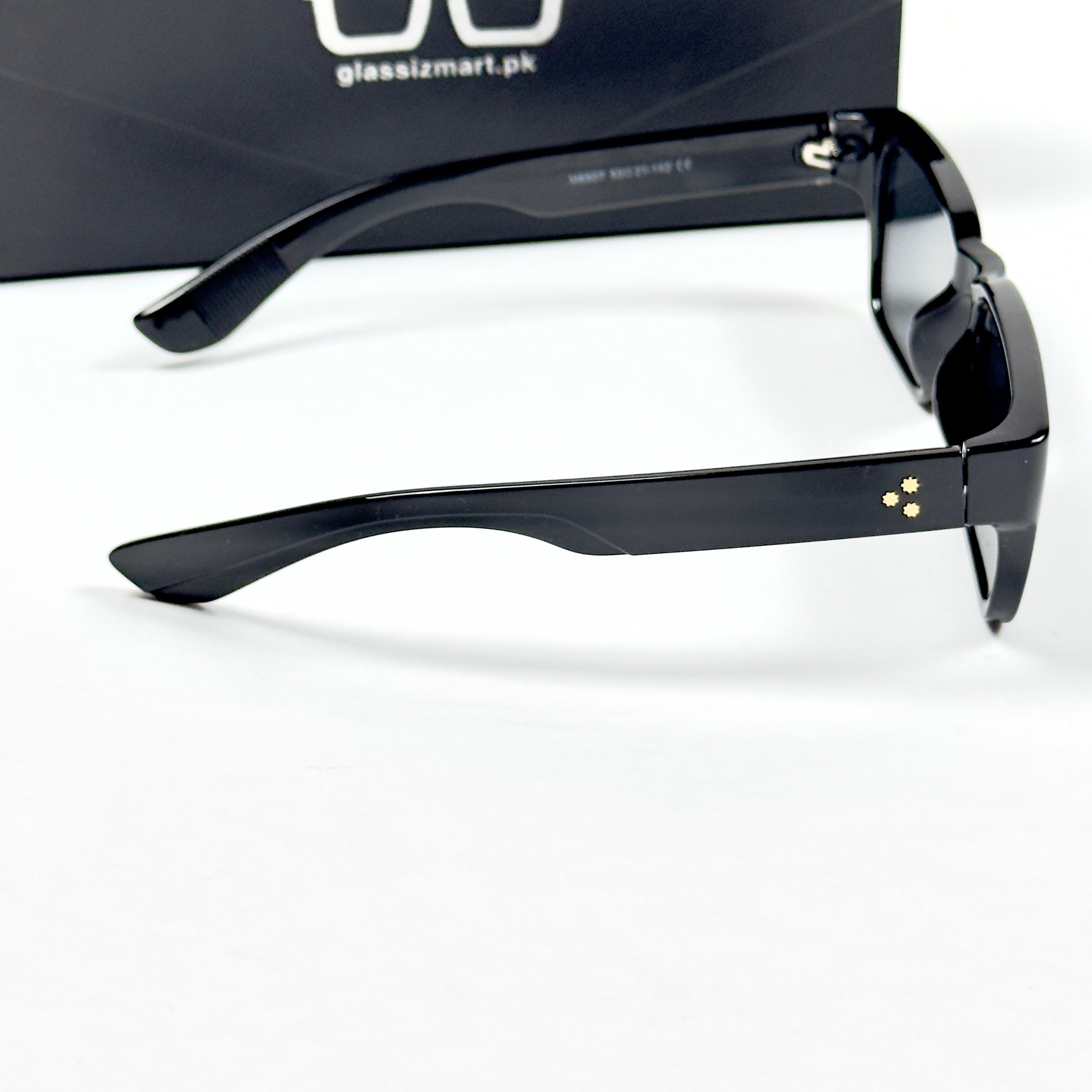 Moscot – 6507 – 53 - Black – Acetate  – Sunglasses - Unisex