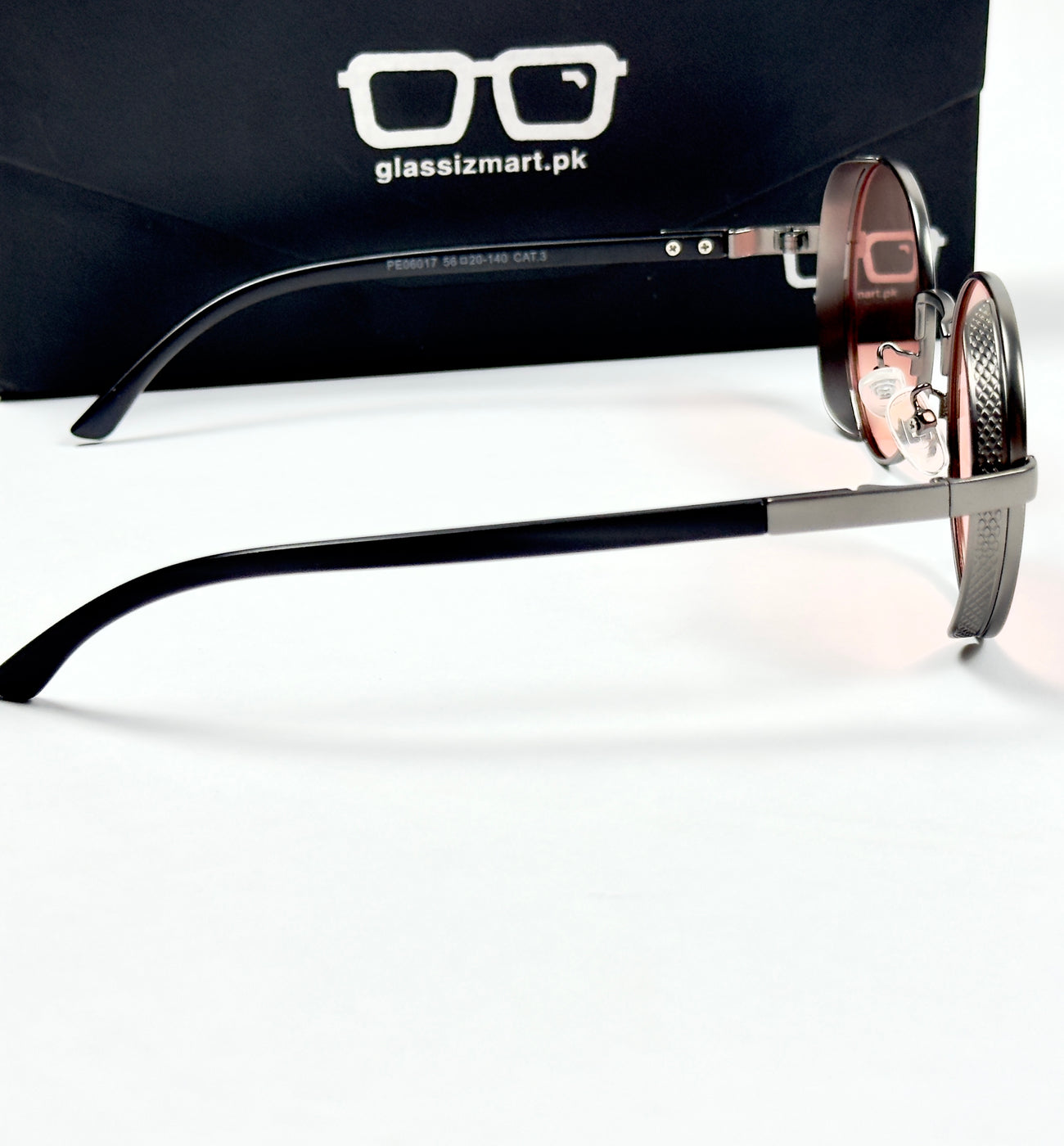 Cartier – 06017 – 56 – Grey Red – Metal – Sunglasses – Unisex