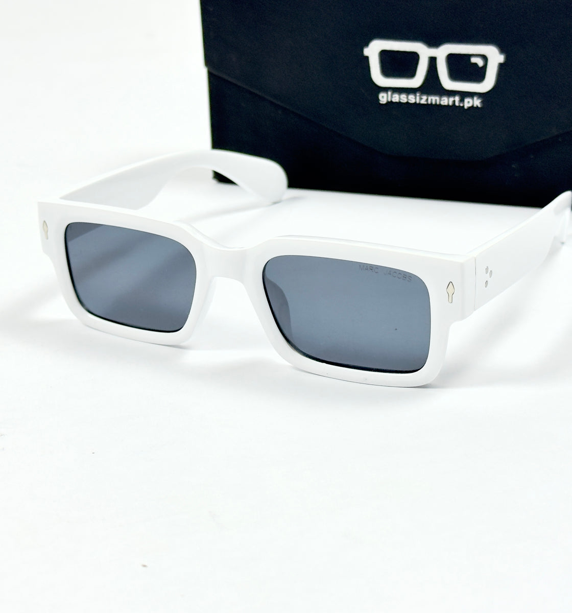 Moscot – 6006 – 54 - White Black – Acetate  – Sunglasses - Unisex