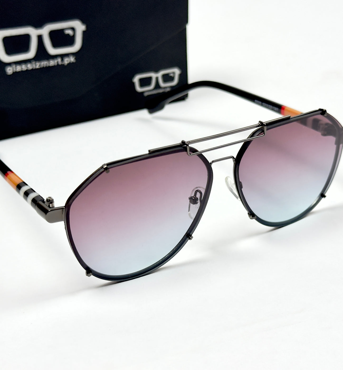 Burberry – 5005 - 52 – Black Multi - Metal - Acetate - Sunglasses – Unisex