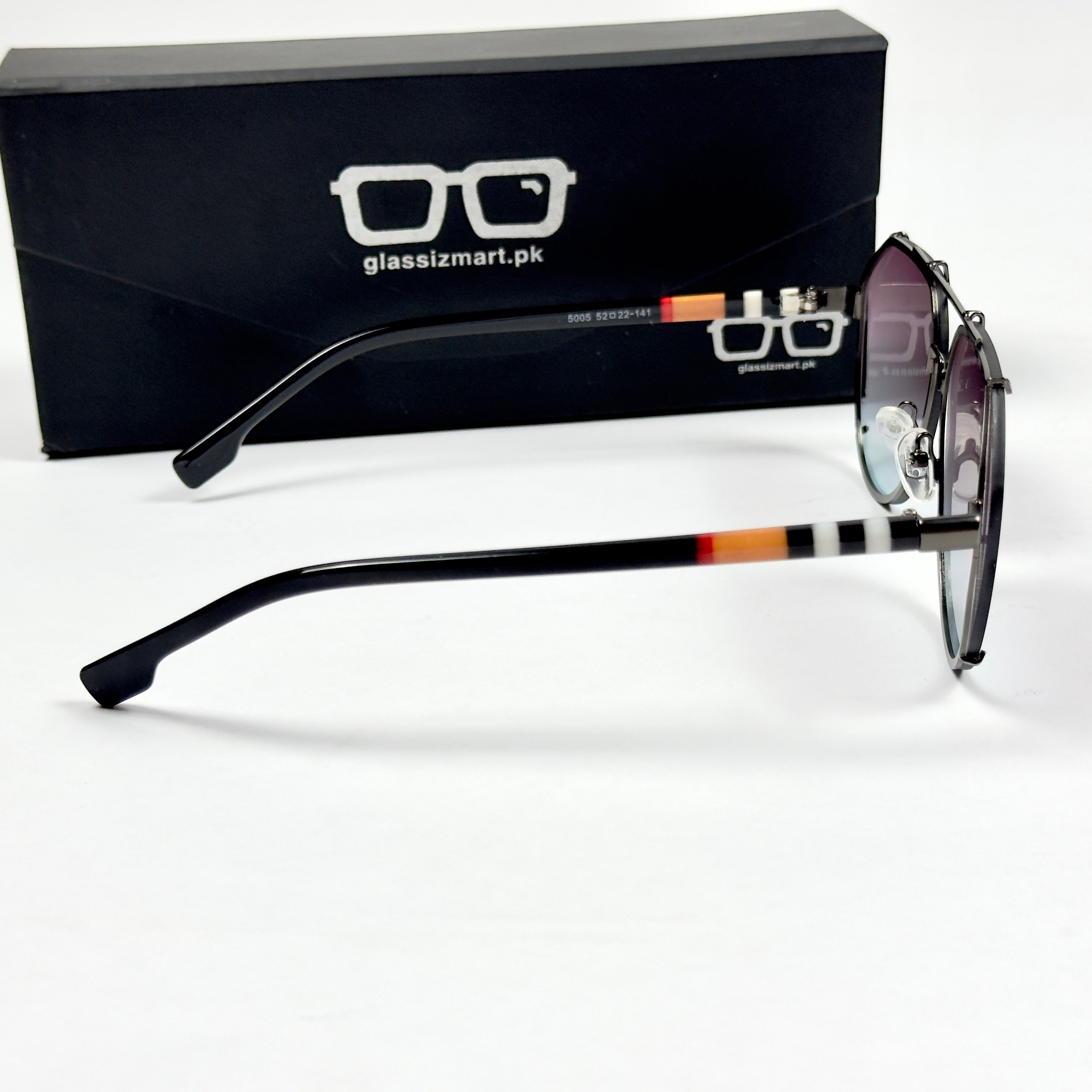 Burberry – 5005 - 52 – Black Multi - Metal - Acetate - Sunglasses – Unisex