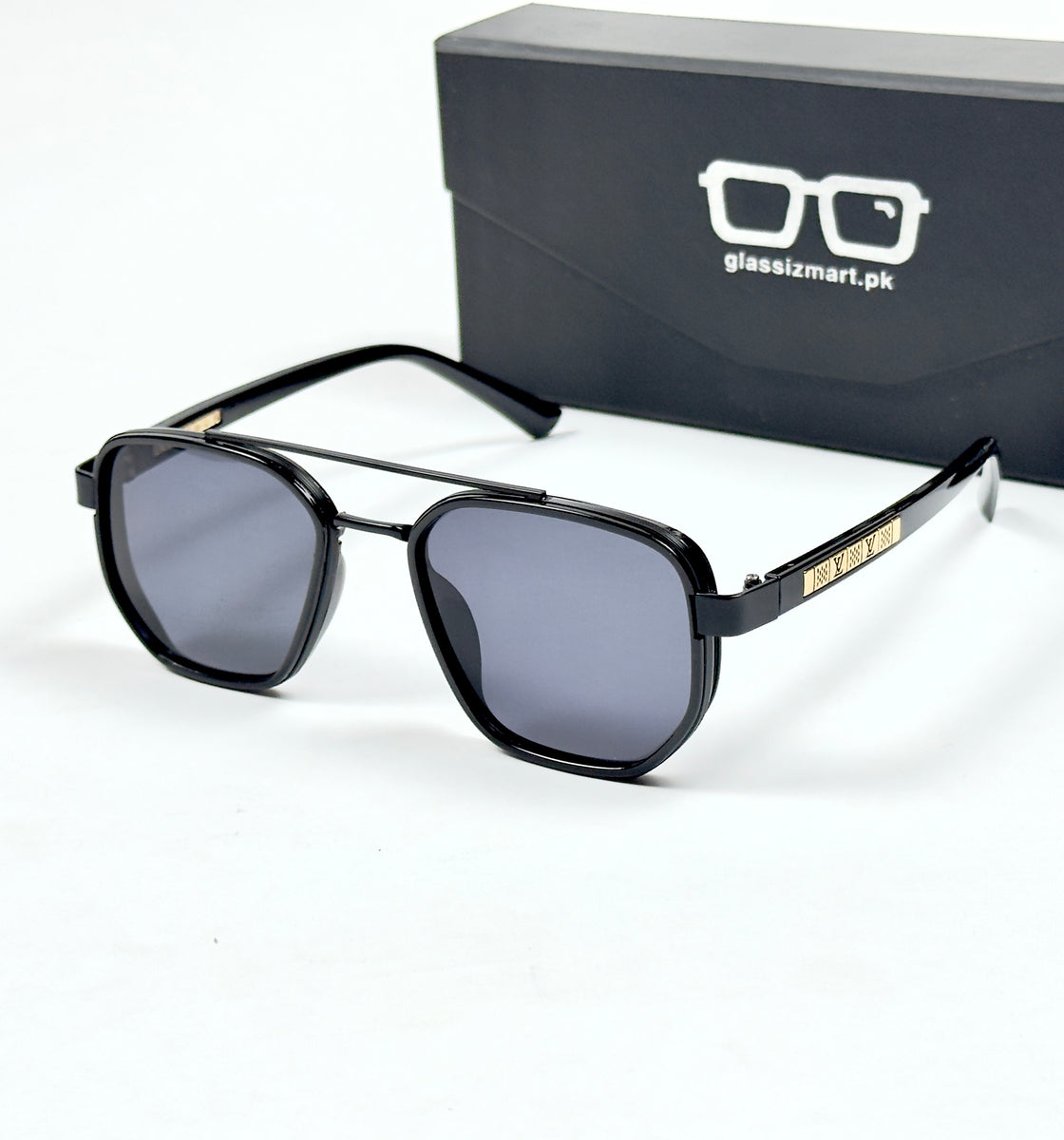 Louis Vuitton – 220 – 56 – Black – Metal – Sunglasses – Unisex