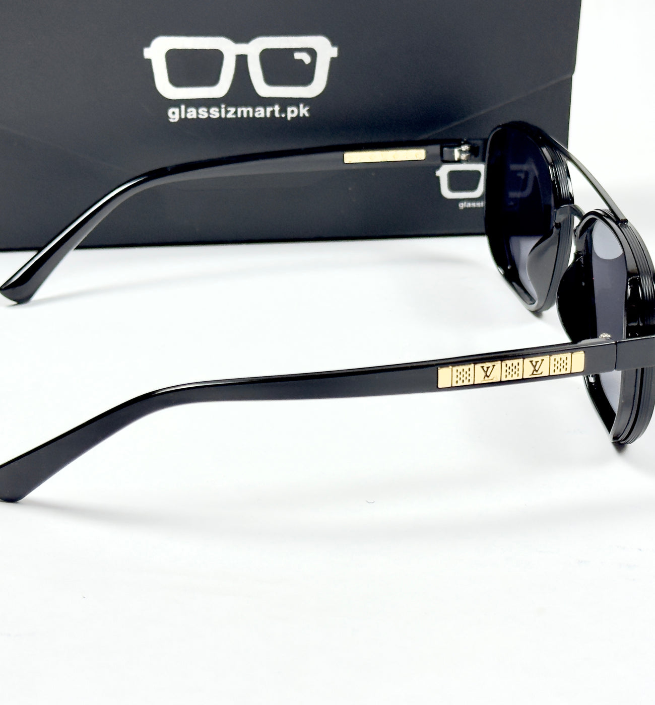 Louis Vuitton – 220 – 56 – Black – Metal – Sunglasses – Unisex