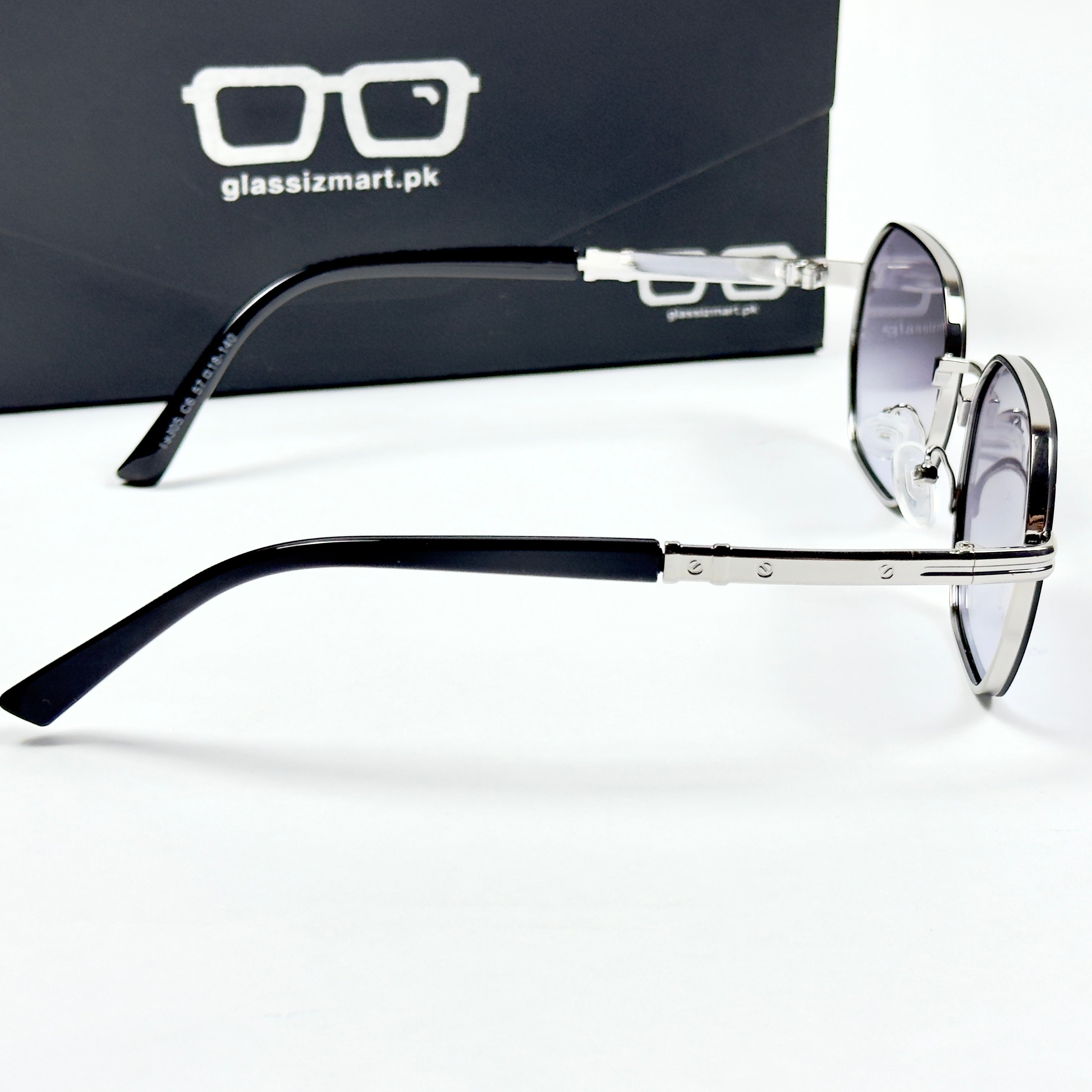 Police – 19305 – 57 – Silver Black Gradient – Metal – Sunglasses – Unisex