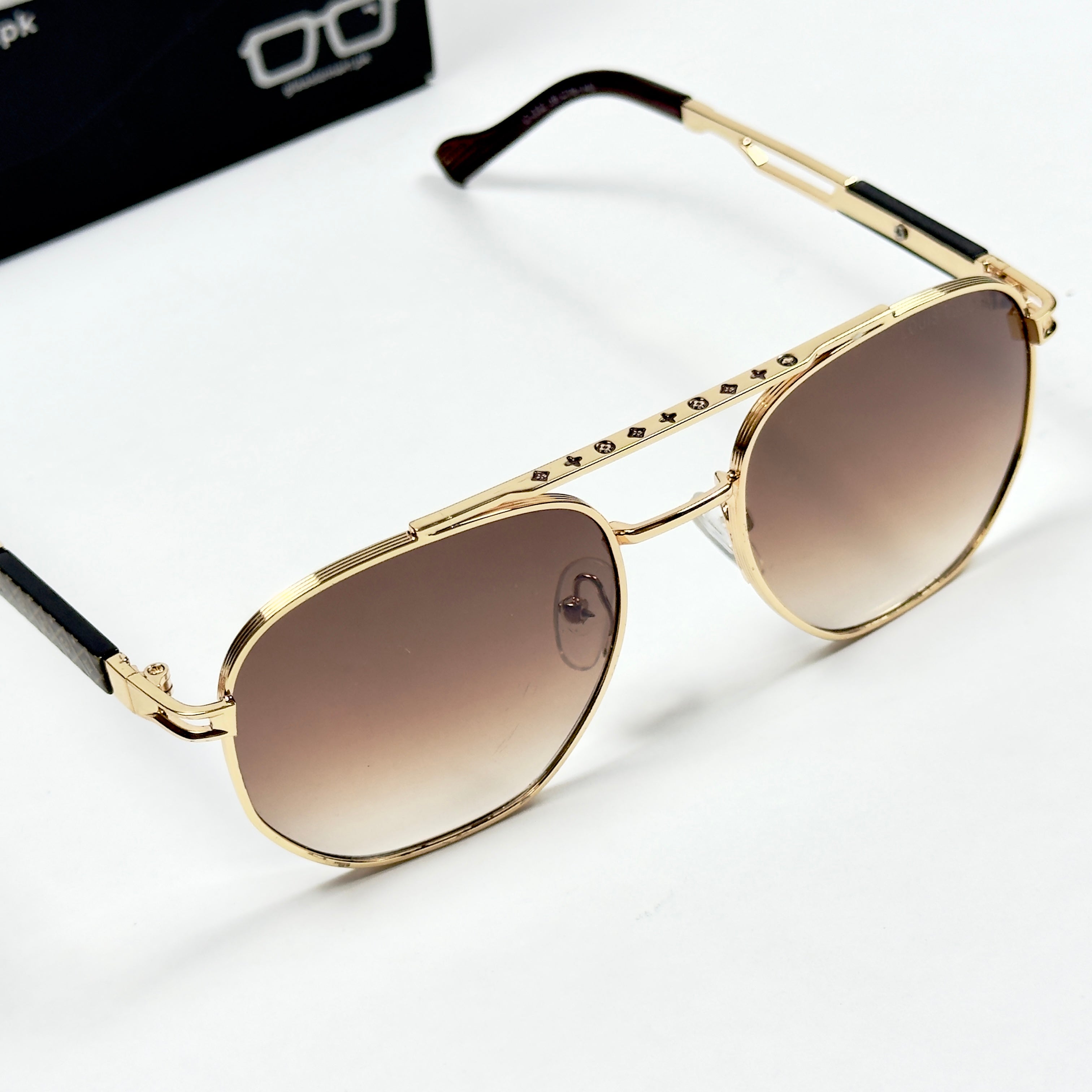 Louis Vuitton – 332 – 58 – Golden Brown – Metal – Sunglasses – Unisex