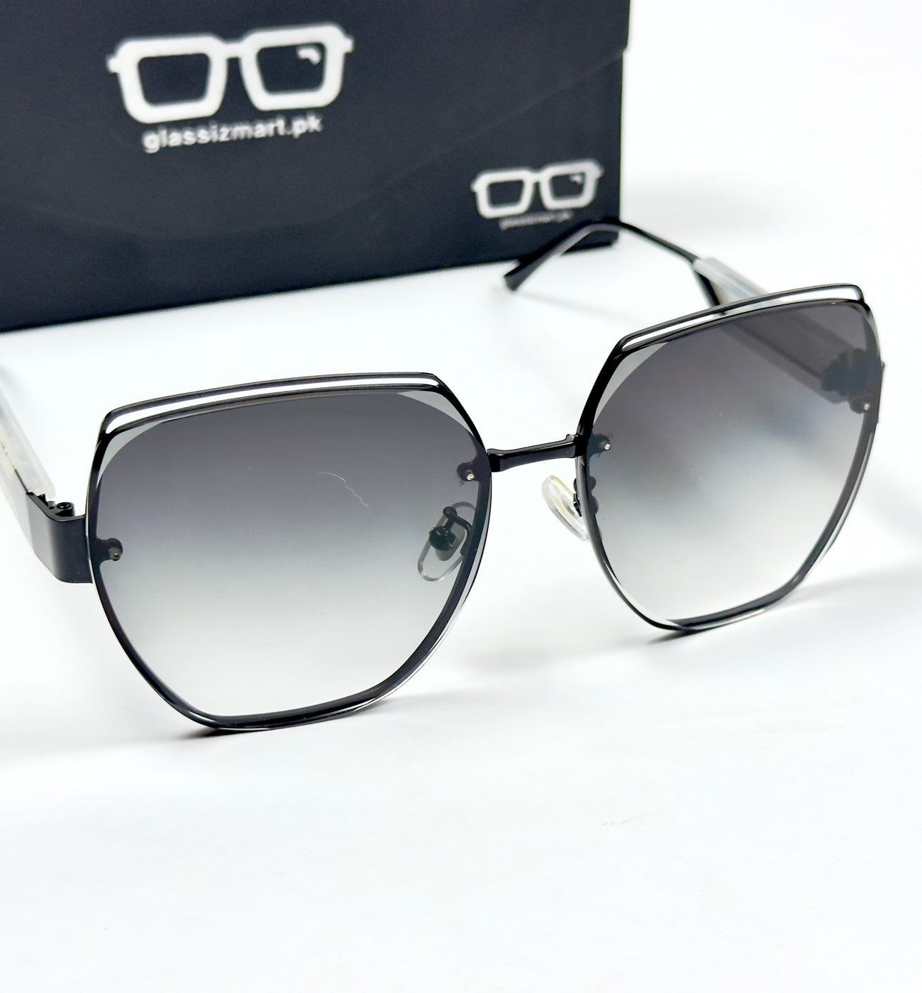 Gucci – 582 - 60 – Black Gradient – Metal – Sunglasses - Ladies