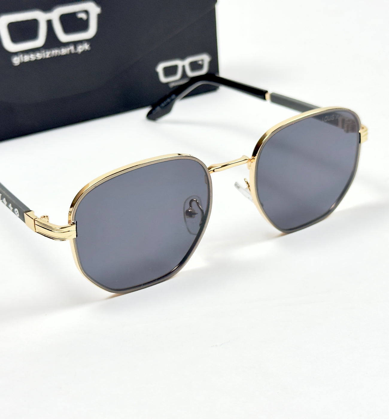 Louis Vuitton – 350 – 54 – Golden Black – Metal – Sunglasses – Unisex