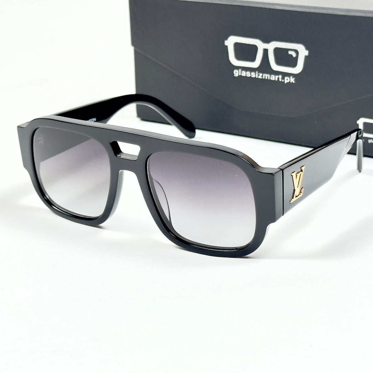 Louis Vuitton – 2611 – 55 – Black Gradient –  Acetate - Sunglasses – Unisex - Premium